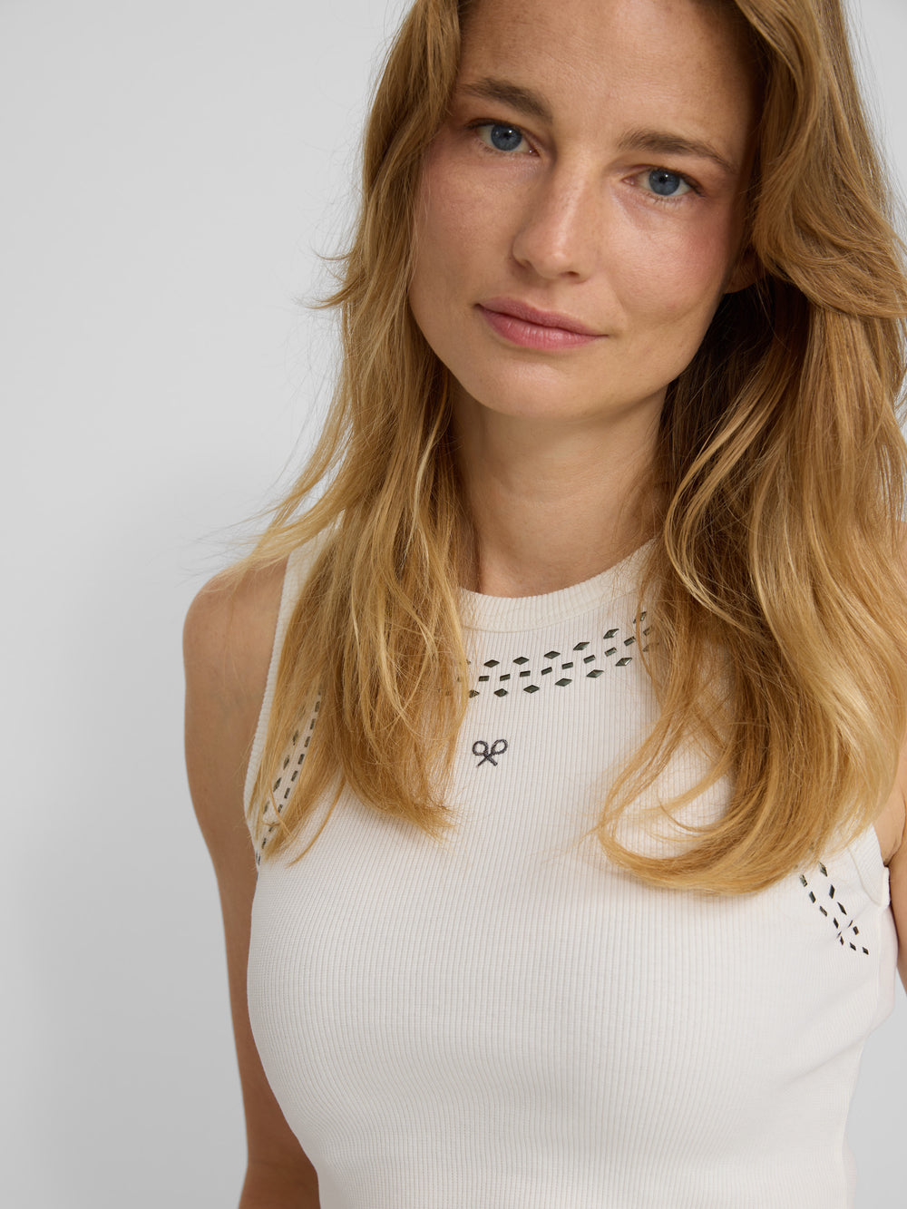 Débardeur femme blanc à clous