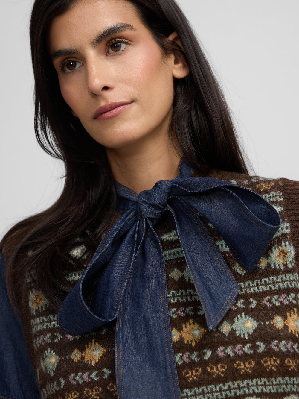 Chaleco punto lazada jacquard marron