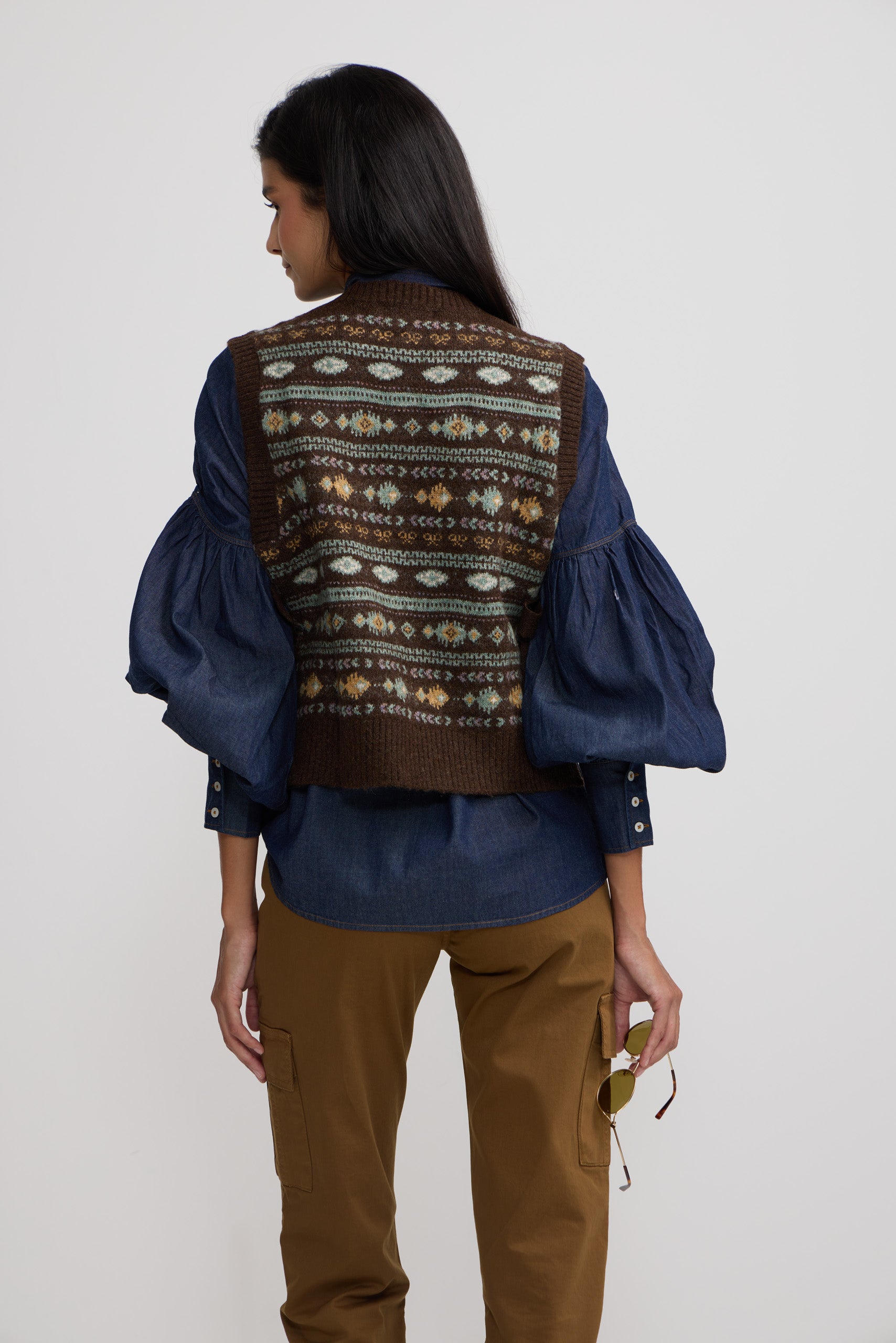 Chaleco punto lazada jacquard marron