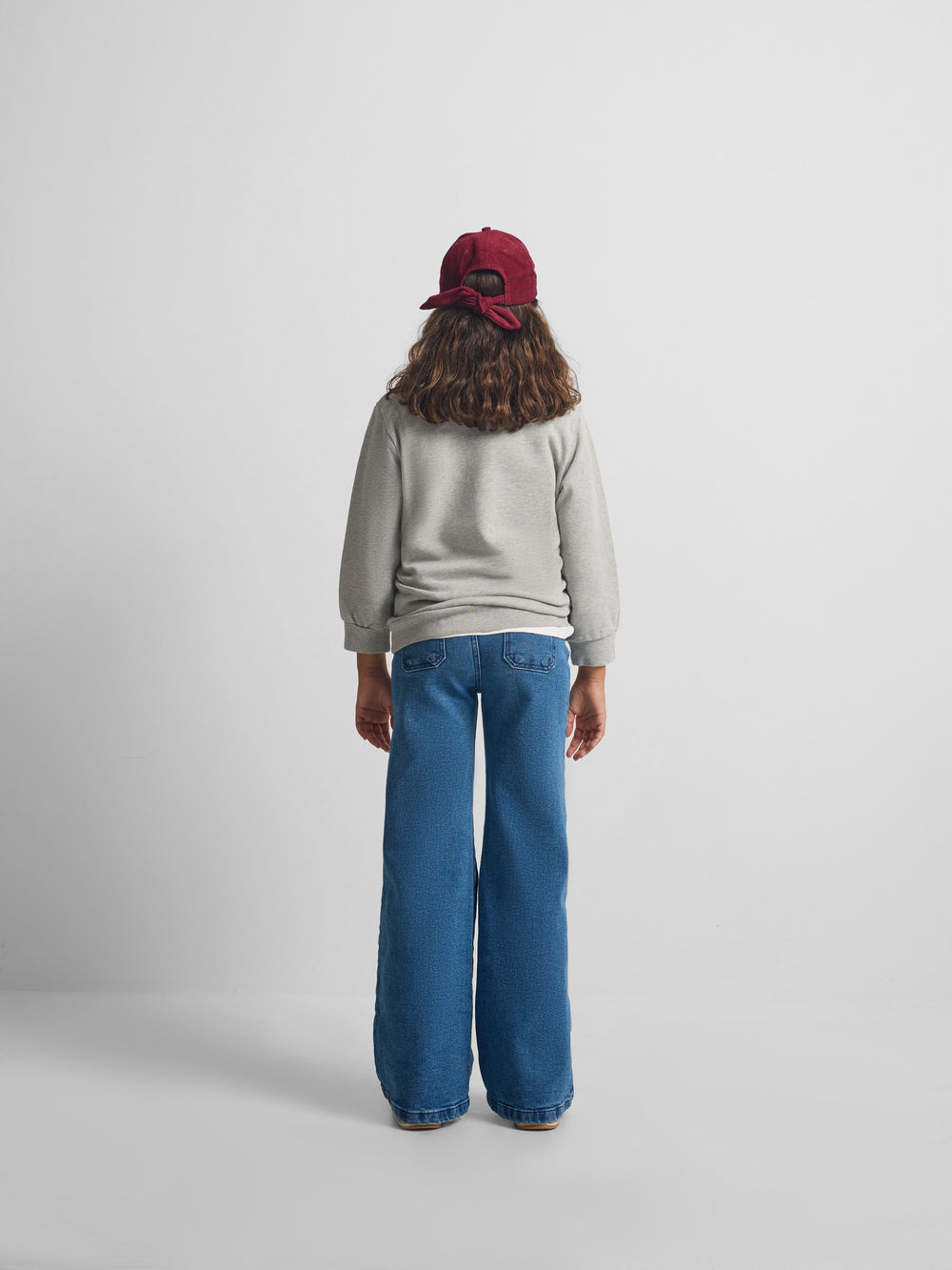 Sudadera girl wonderful love gris