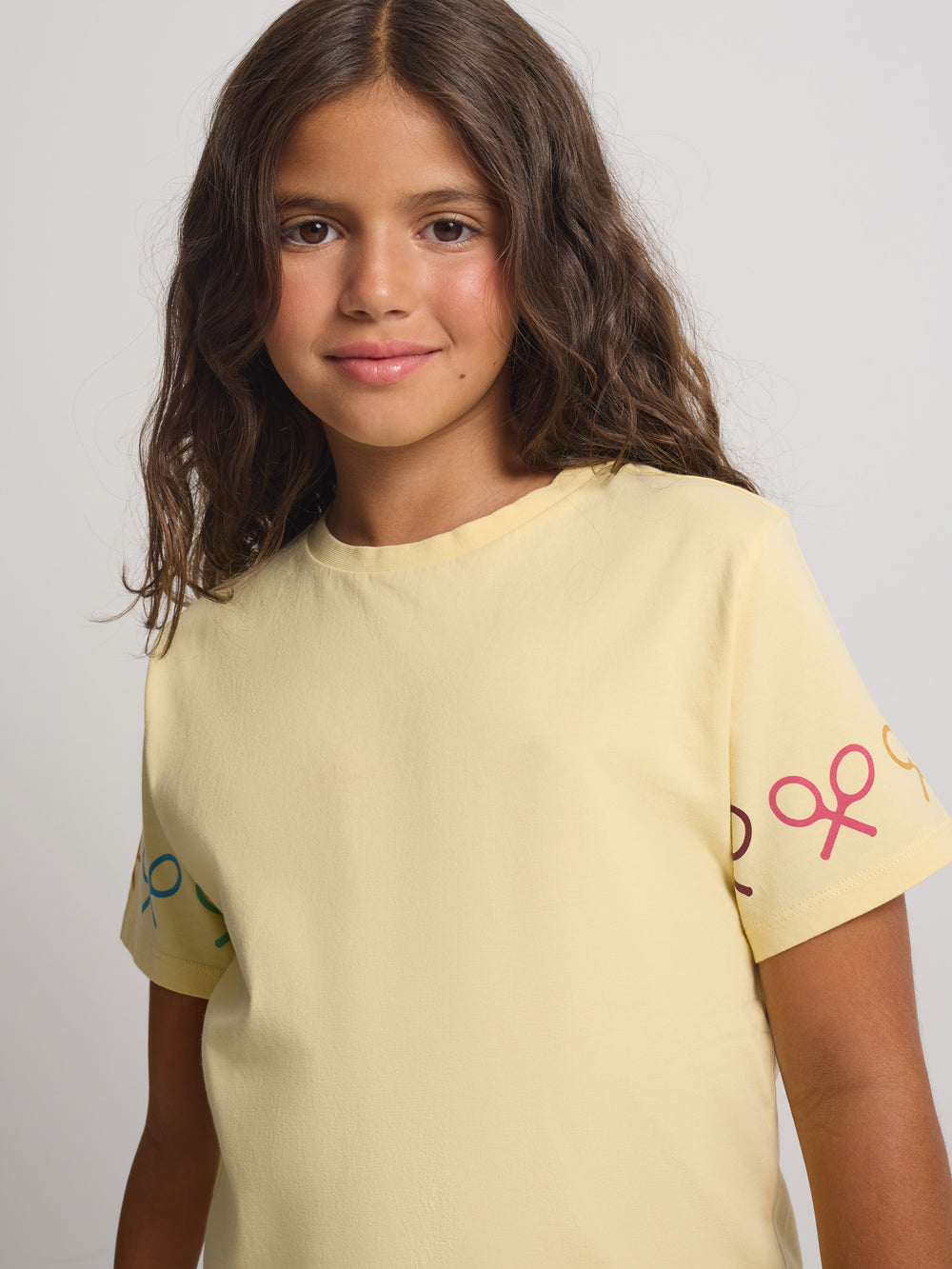 T-shirt menina raquetes multicolor amarelo