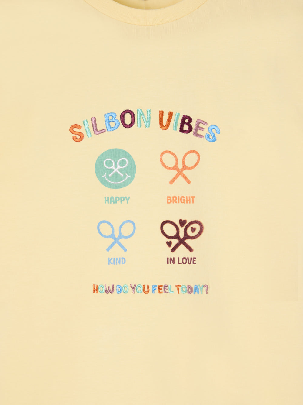 T-shirt girl silbon vibes amarela