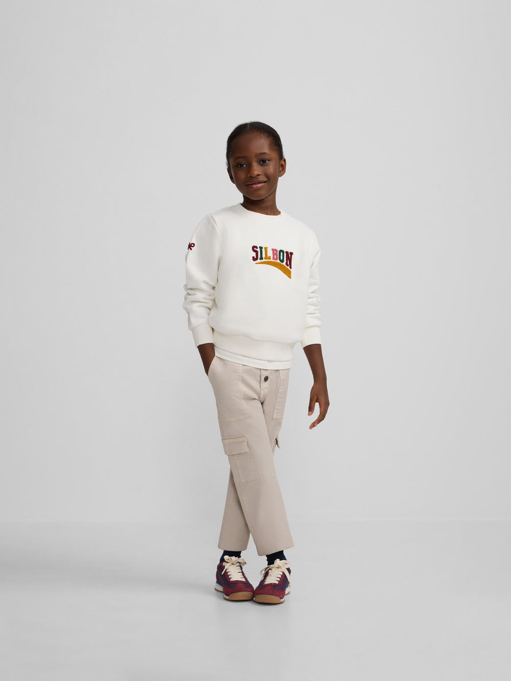 Sudadera girl letras silbon cruda