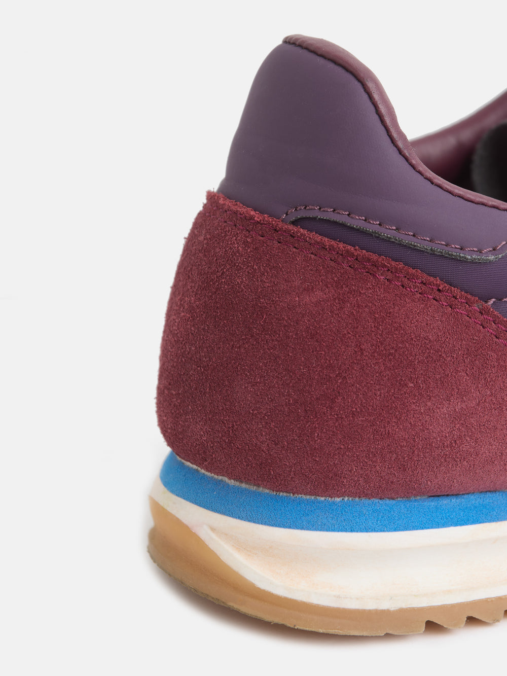 Burgundy racket girl running shoe