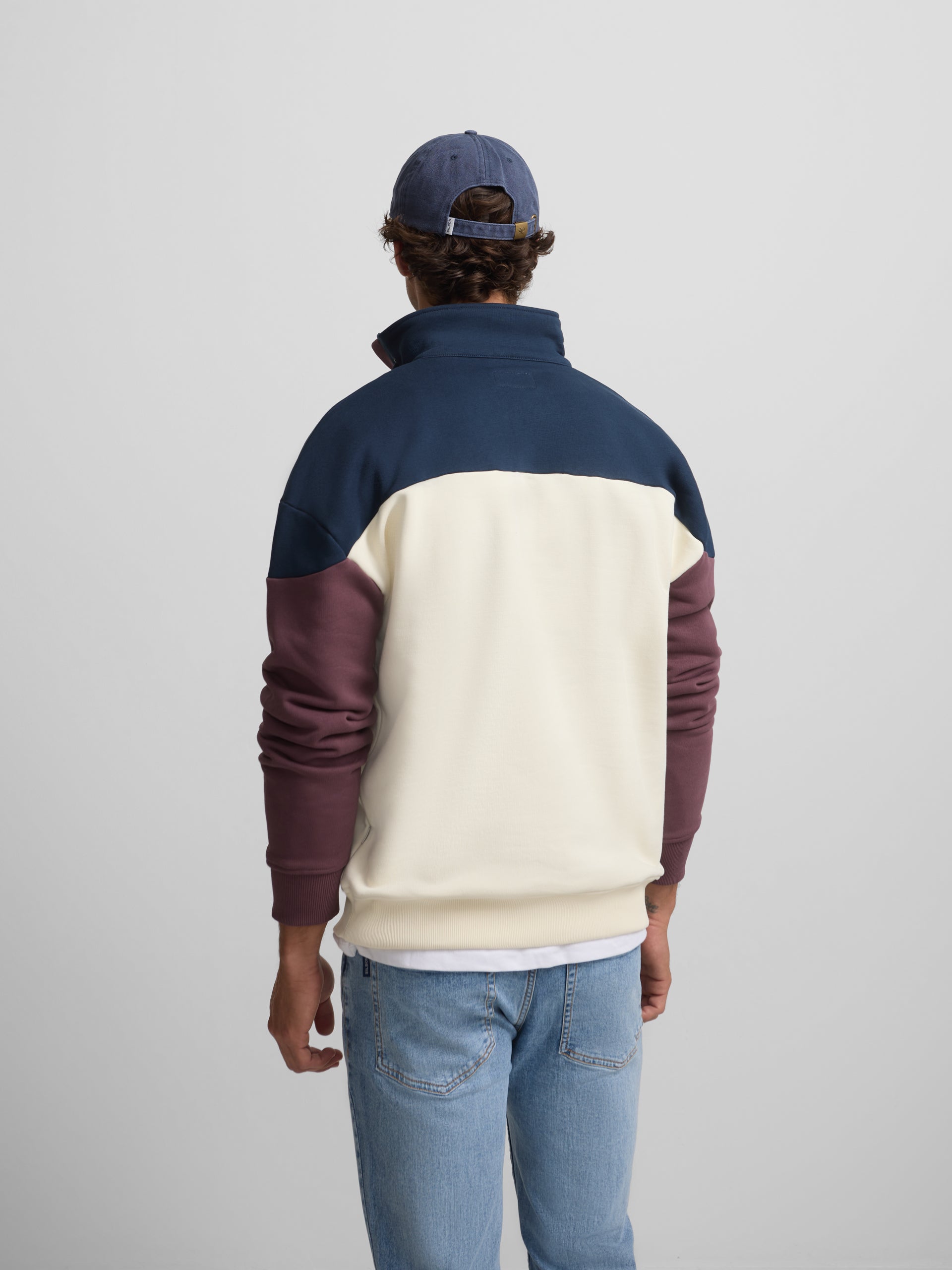 Sudadera relaxed fit multicolor crema