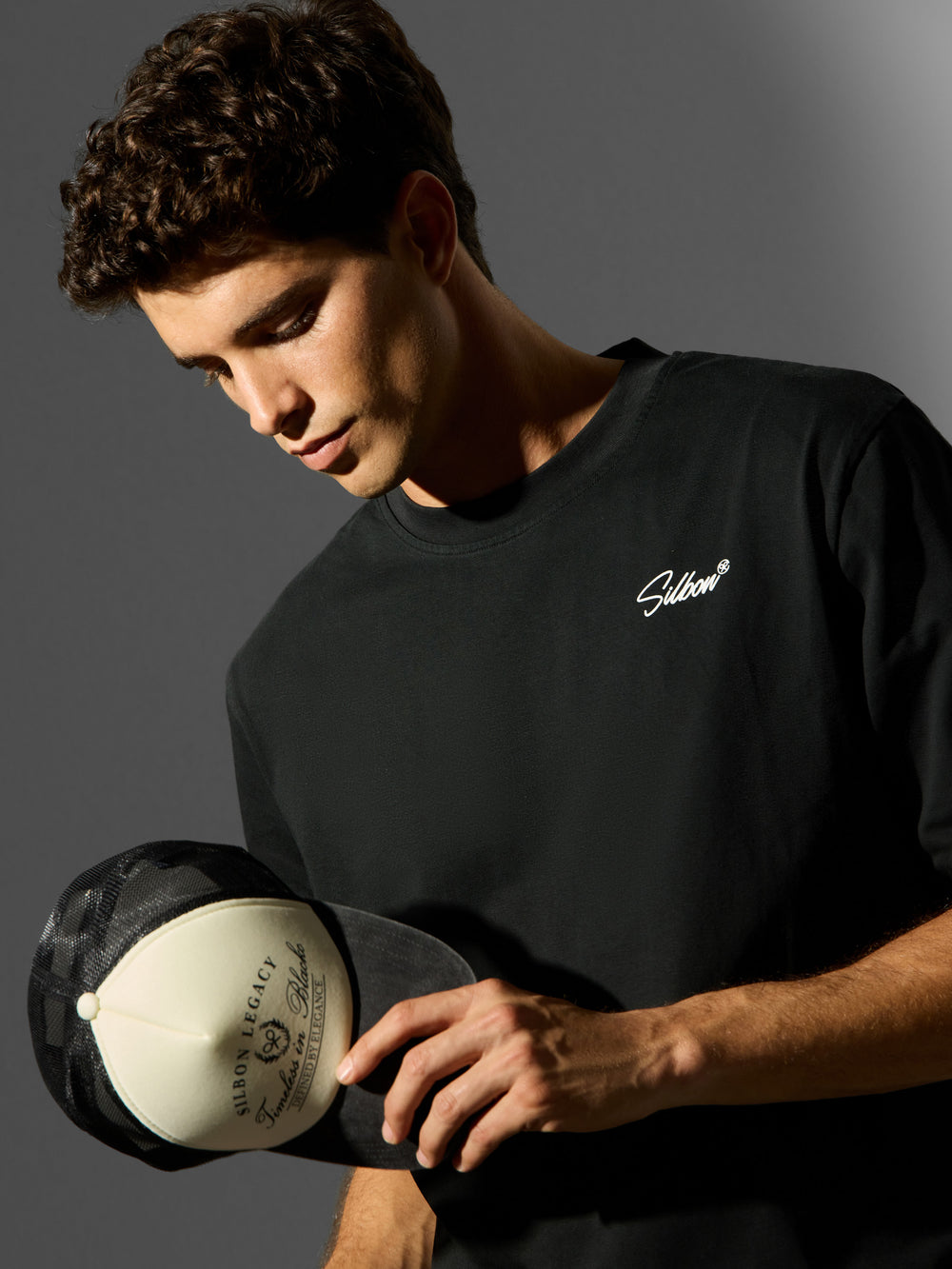 Camiseta dark special fit silbon clothing negra