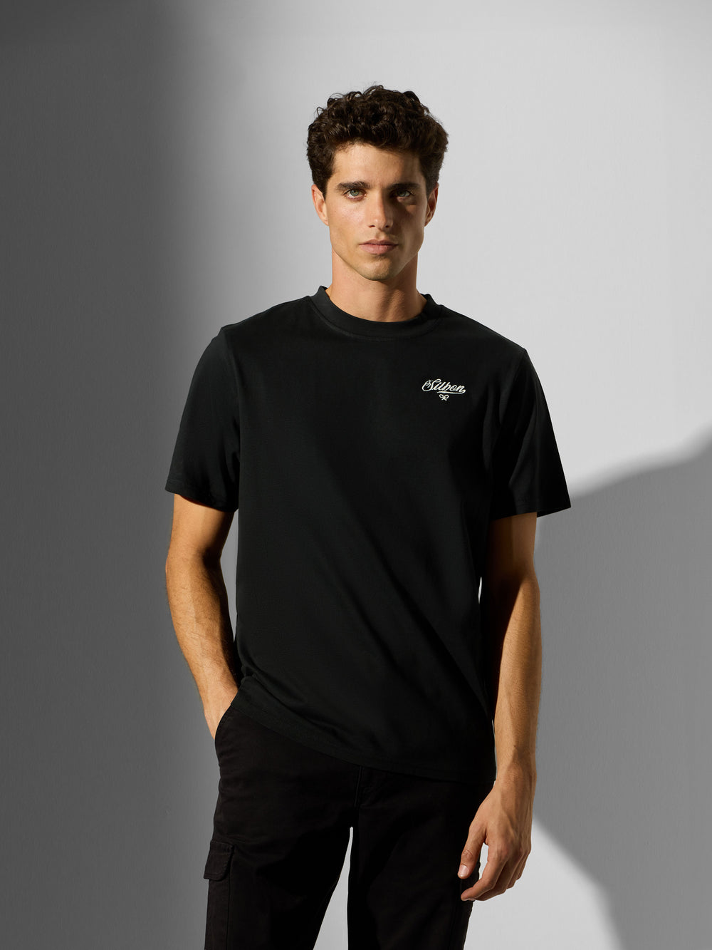 T-shirt mini logo noir avec lettres en silicone