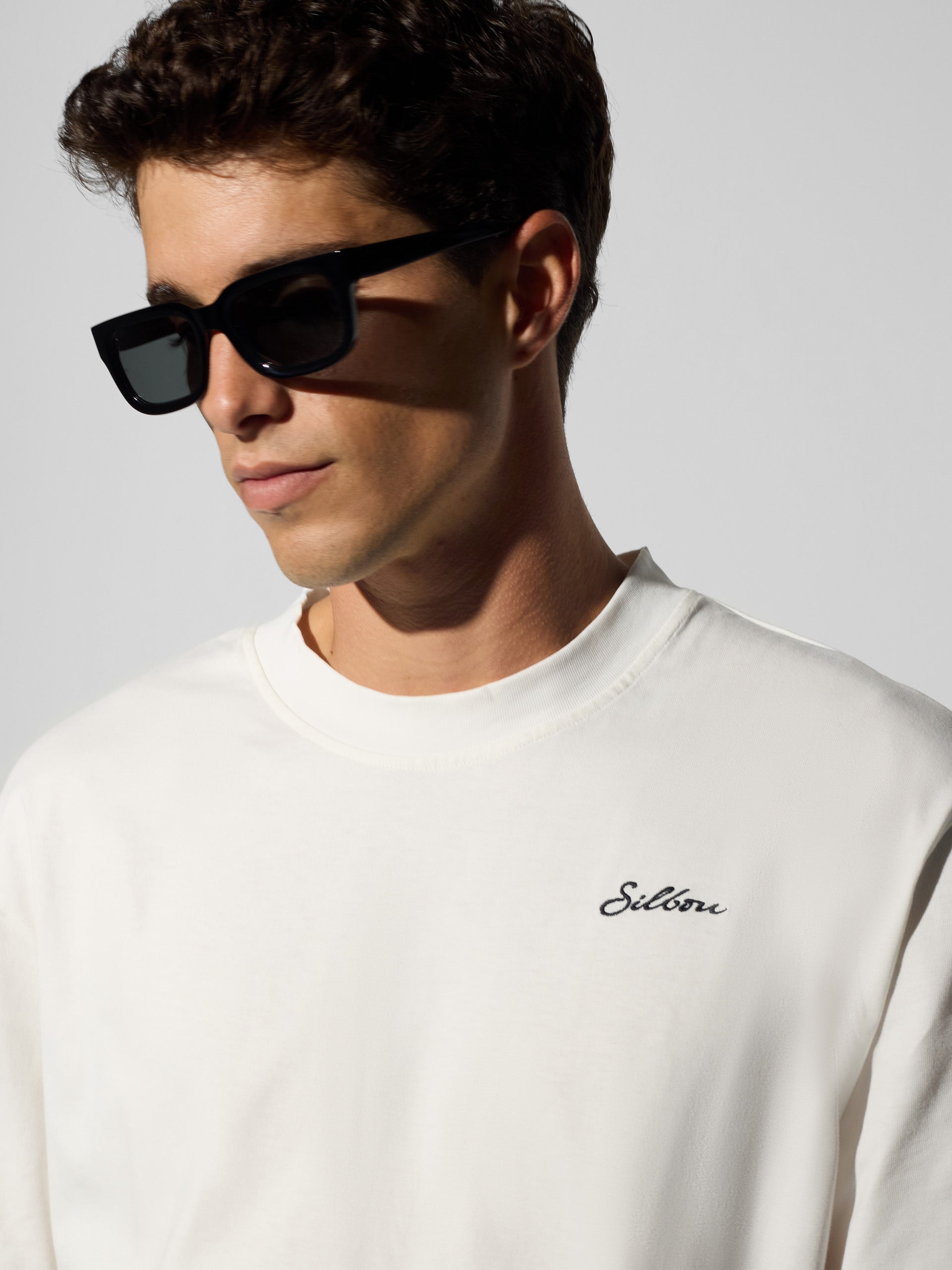 Camiseta dark special fit silbon rackets crema