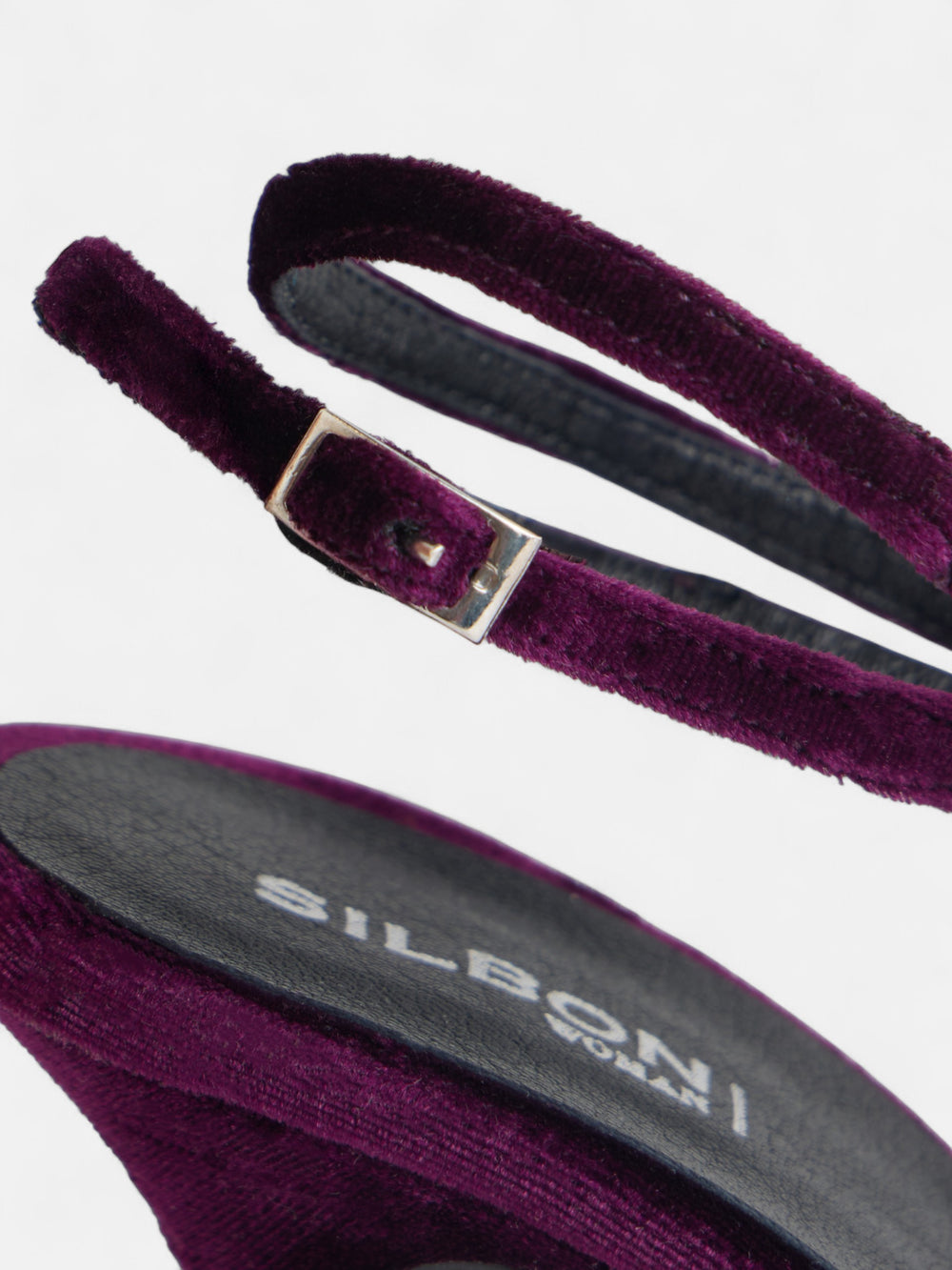 Sandália de salto em veludo borgonha