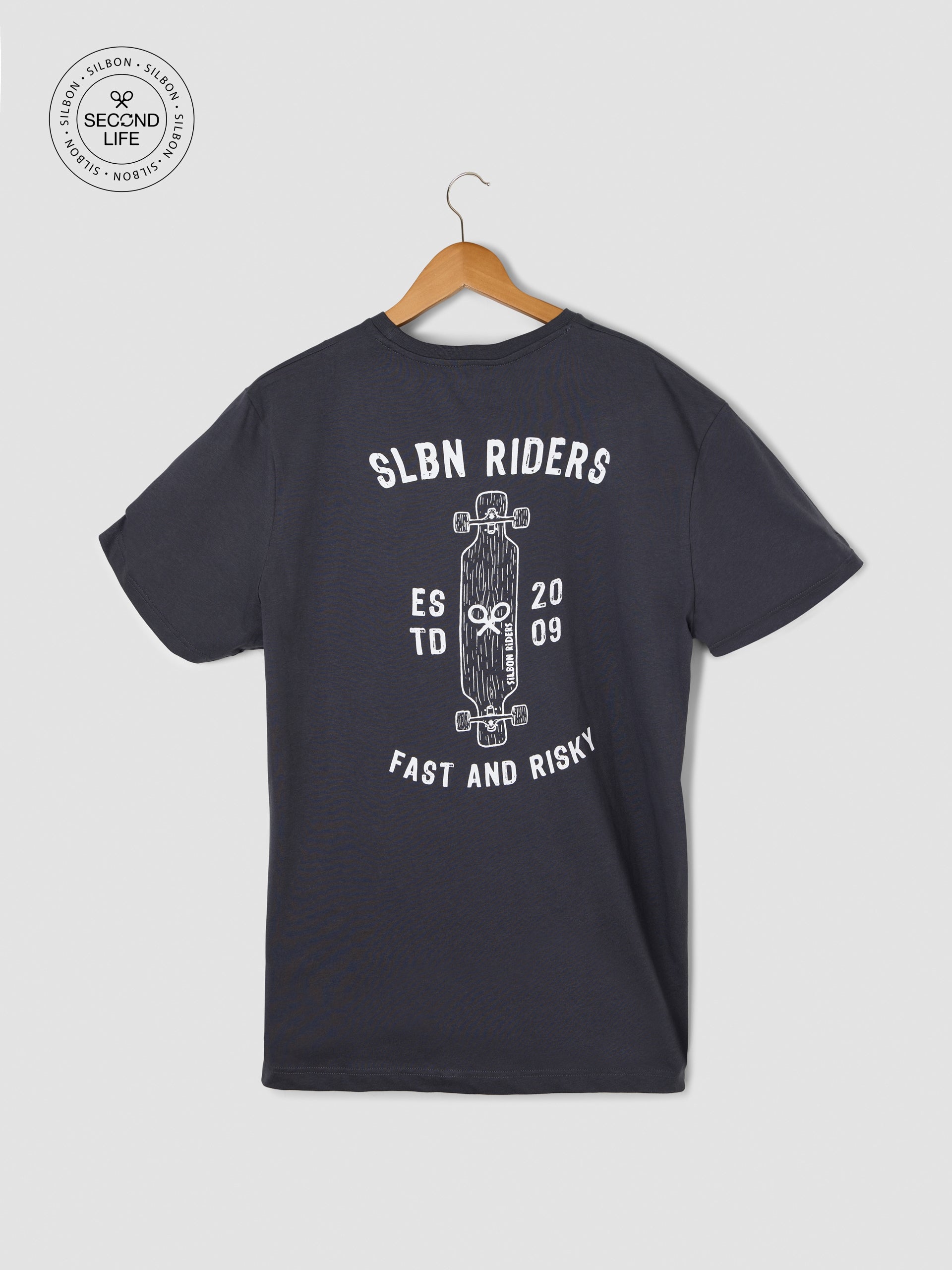 Camiseta second life