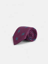 Burgundy diamond pattern tie