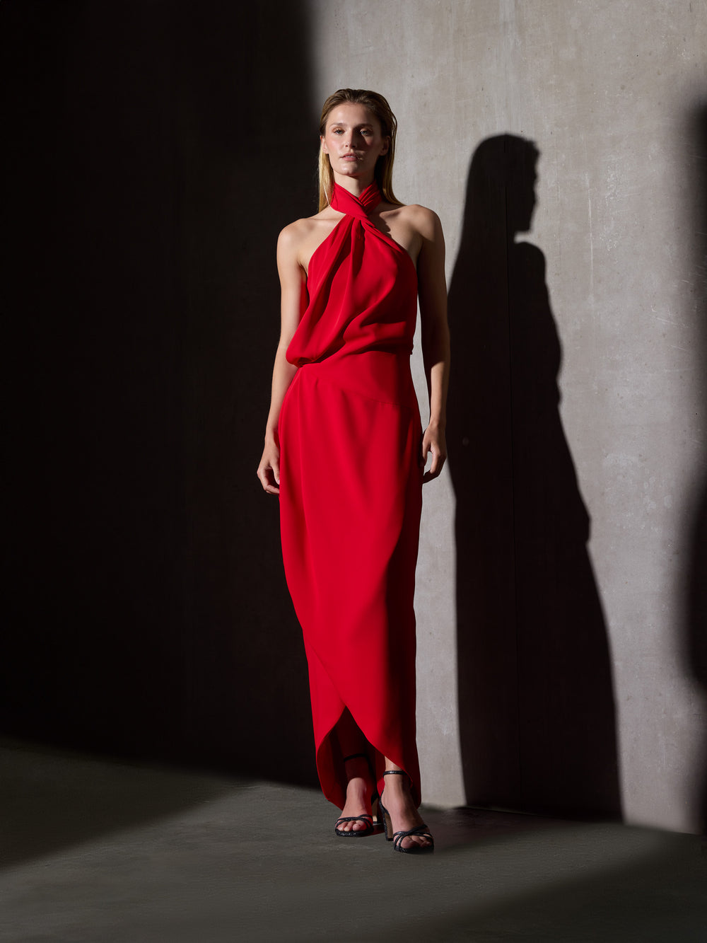 Vestido CaprileXSilbon halter rojo