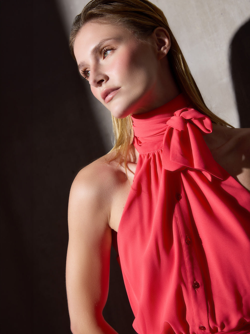 Vestido CaprileXSilbon plisado lazo coral