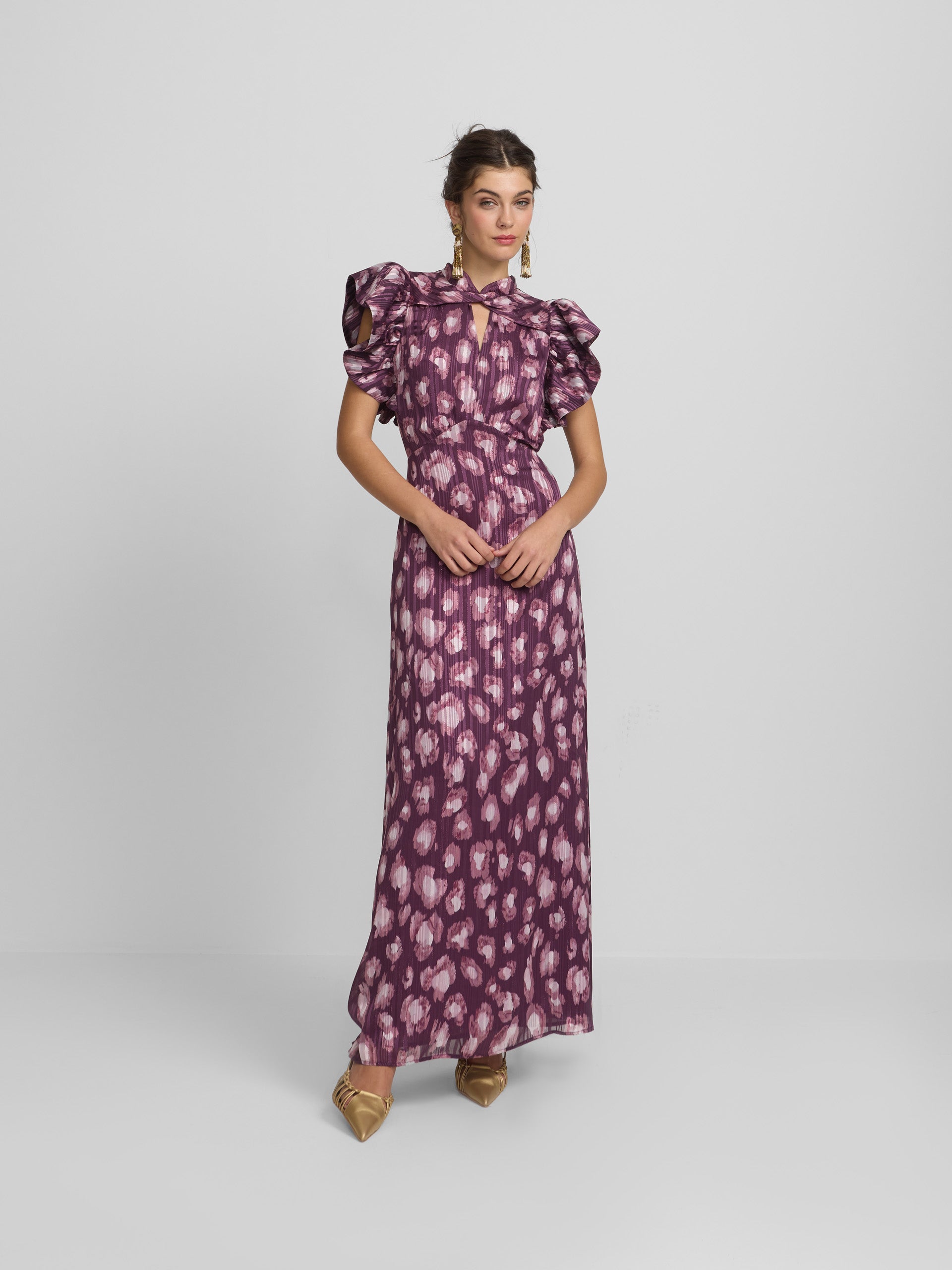 Vestido largo cuello cruzado estampado granate