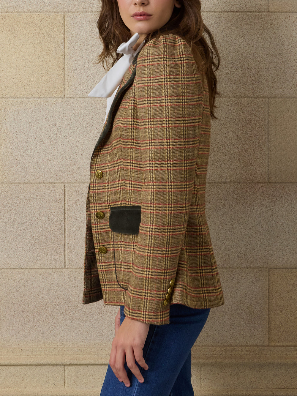 Blazer única com manga abalonada e padrão de xadrez castanho