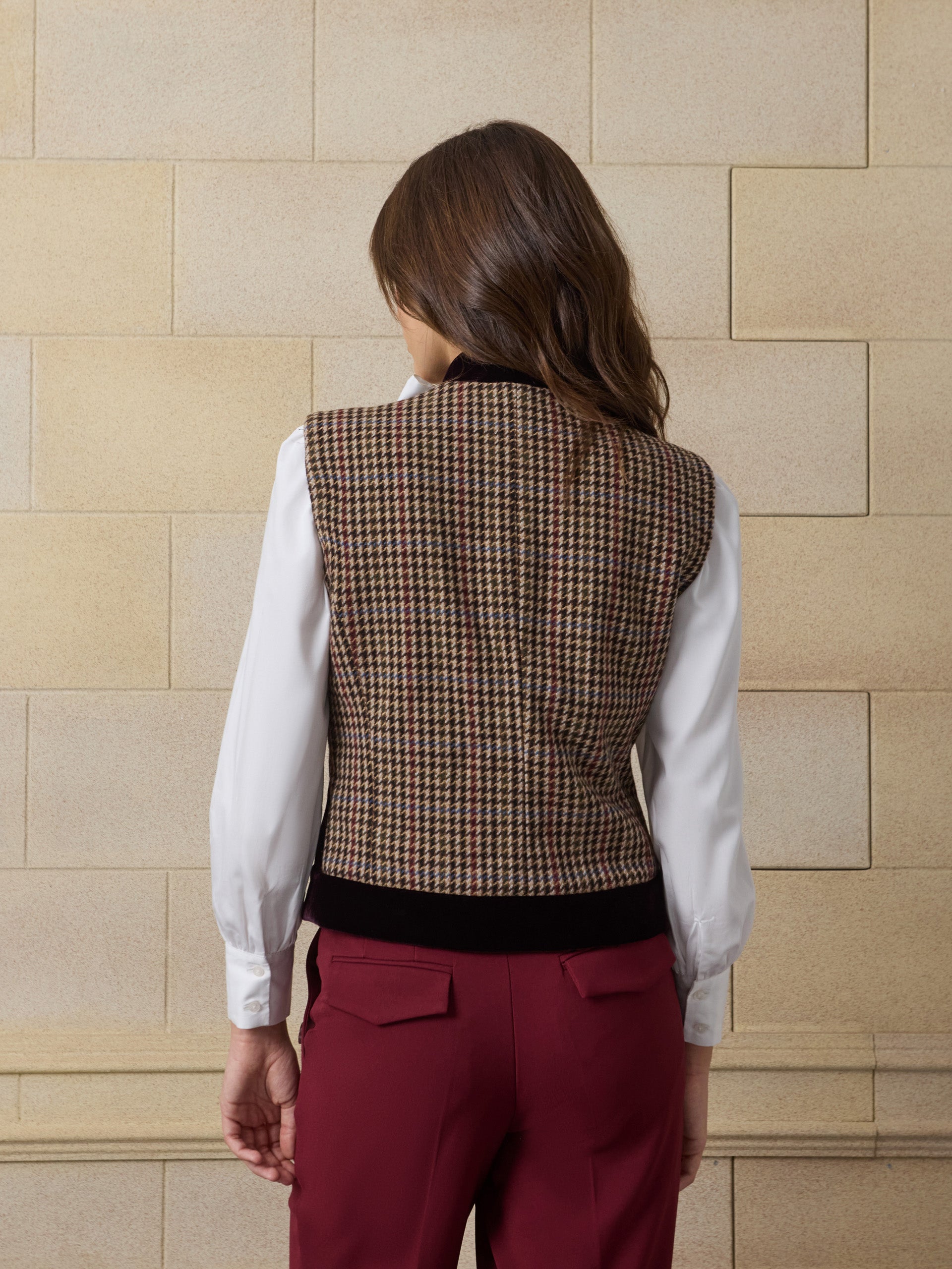Colete exclusivo com detalhes em padrão pied-de-poule bordeaux