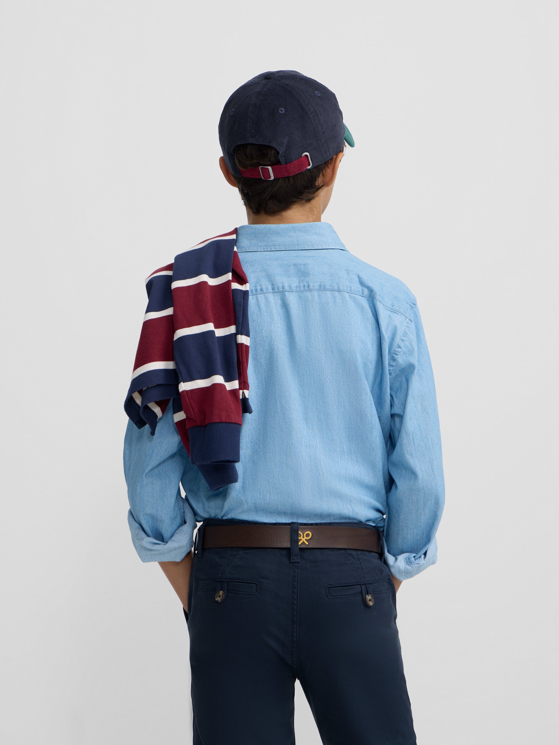 Kids' denim sport shirt with light blue pockets