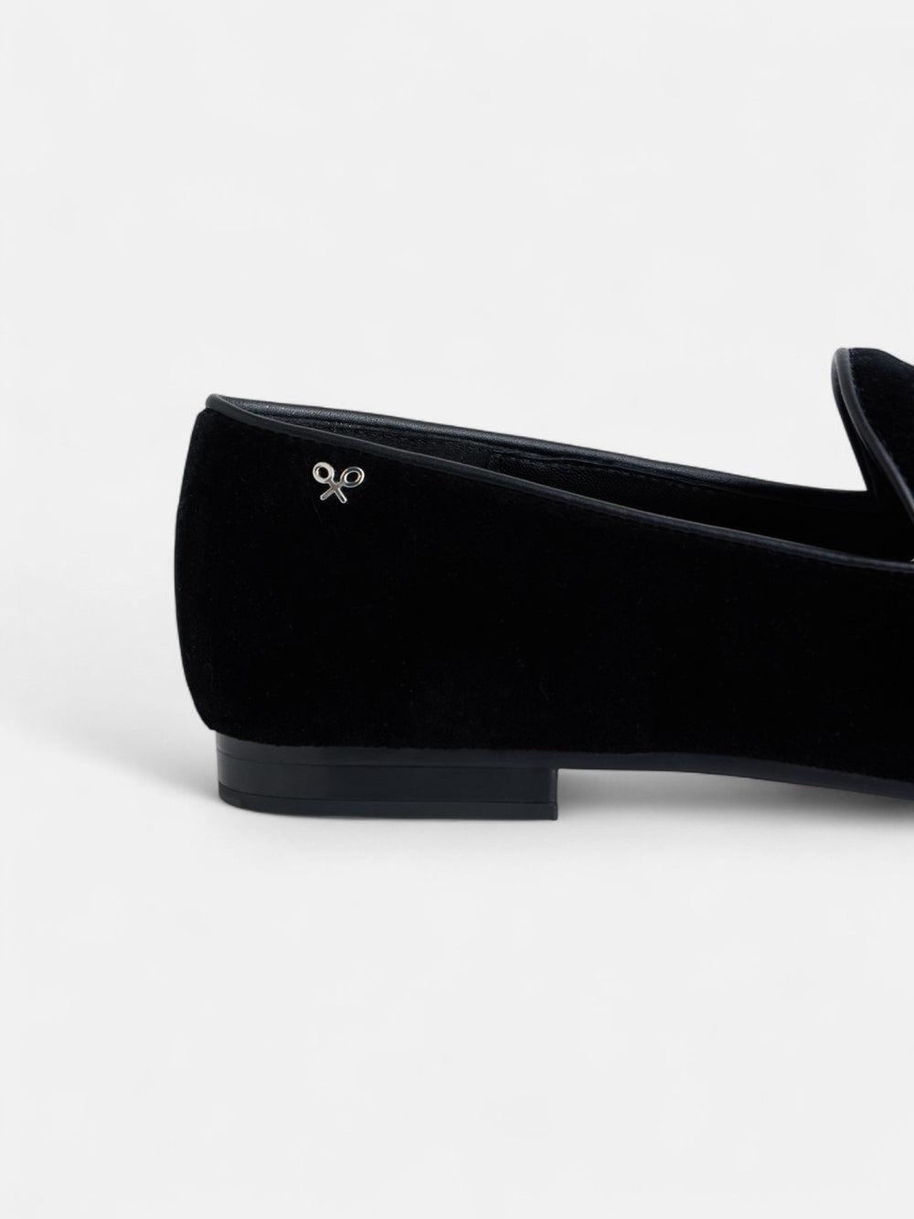 Black velvet moccasin