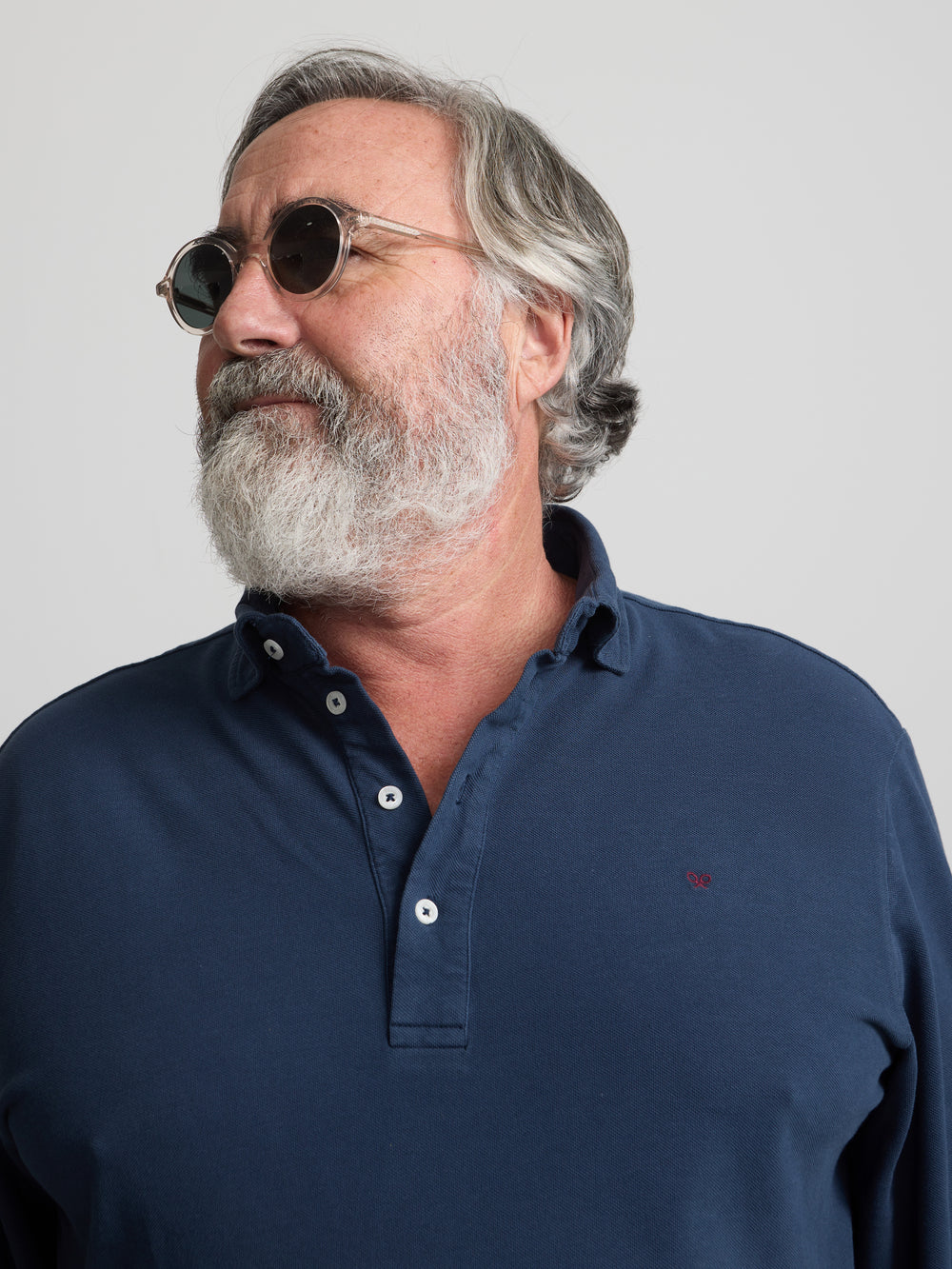 Navy blue long-sleeved plain polo shirt