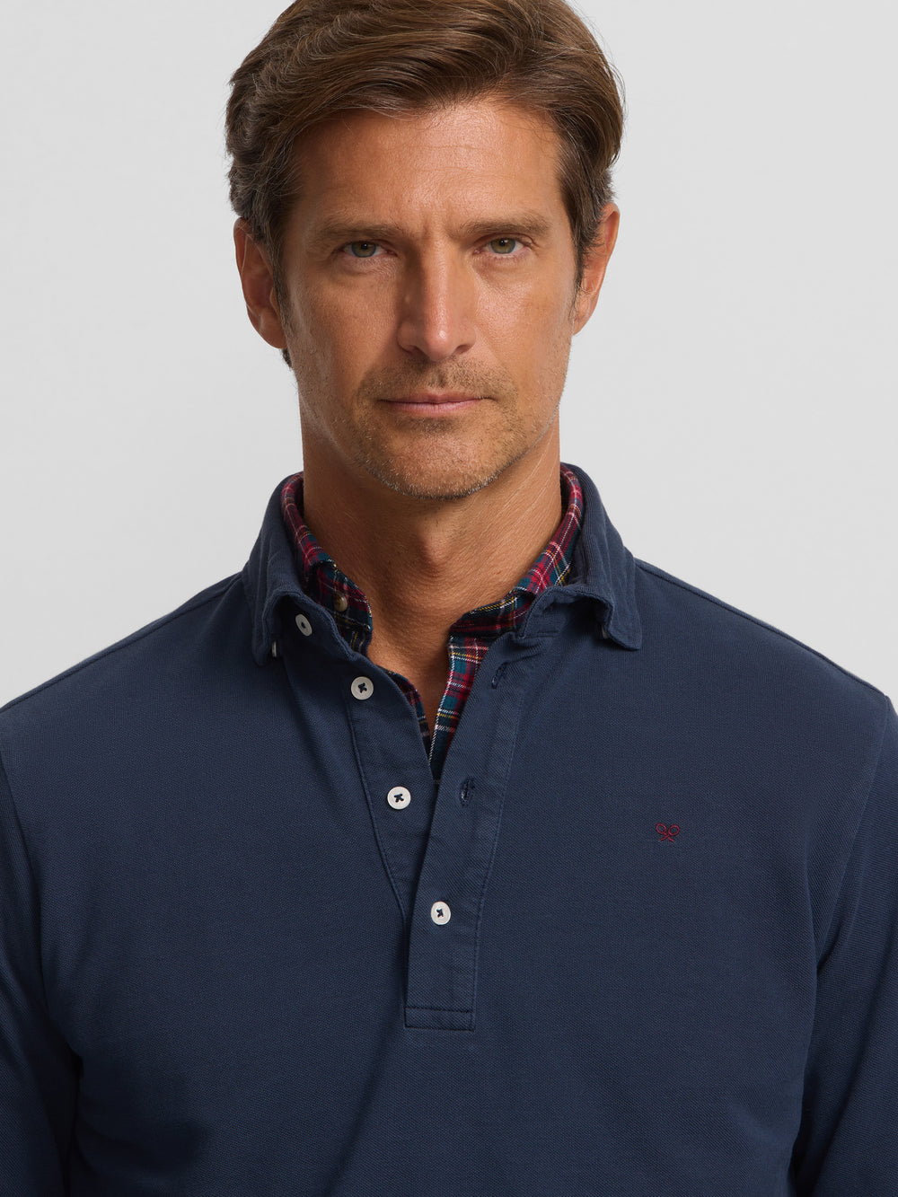 Navy blue long-sleeved plain polo shirt