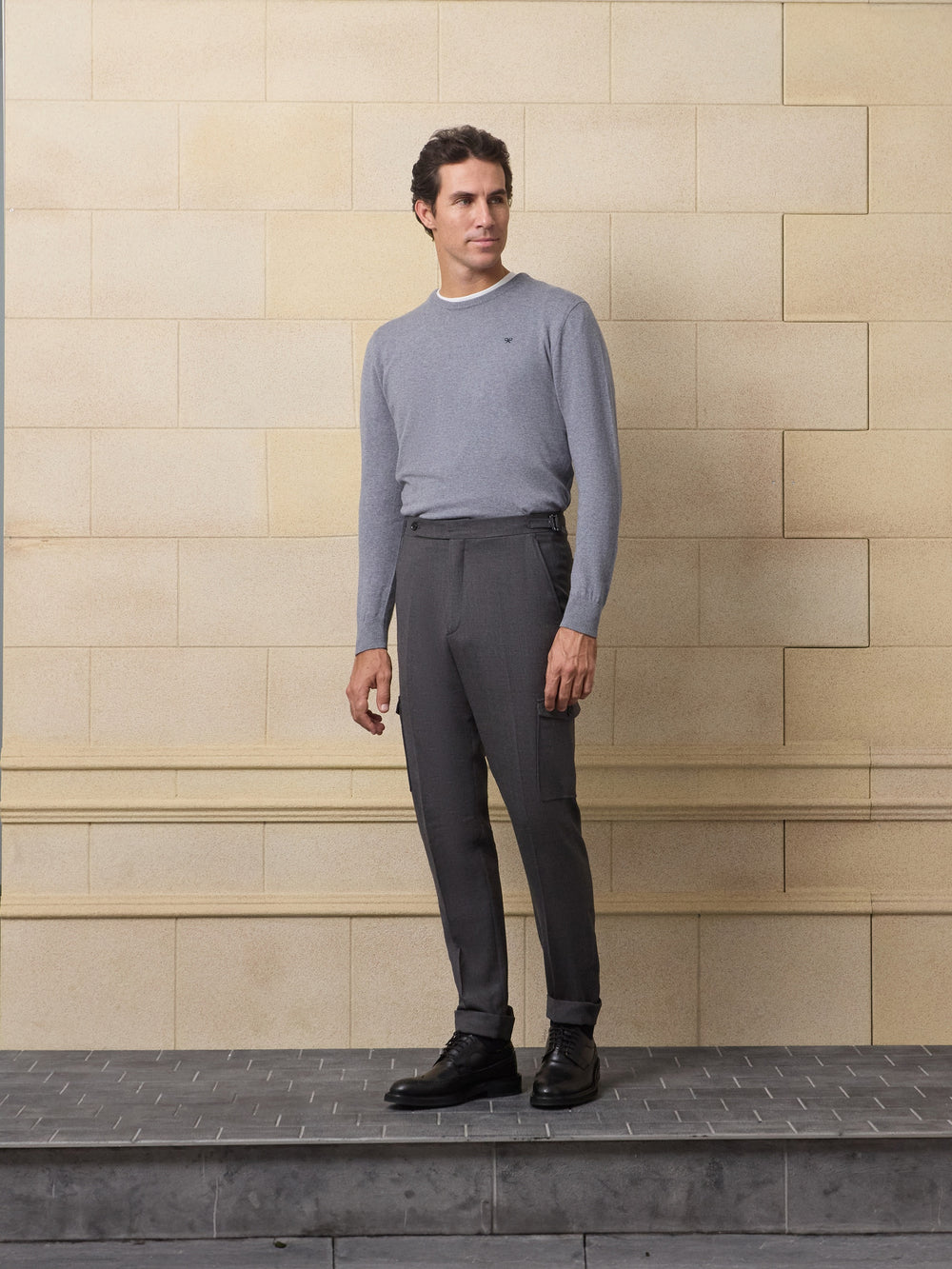 Pantalon cargo gris unique