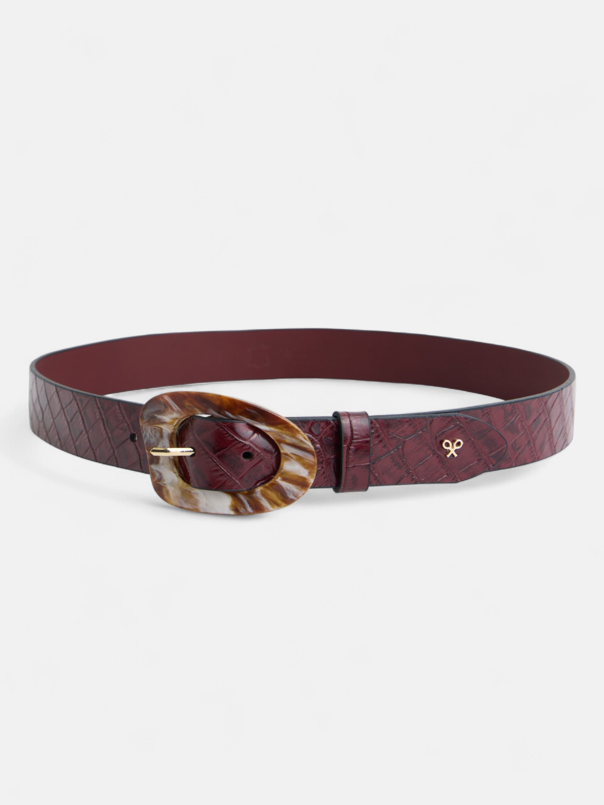 Leather belt with burgundy coconut buckle