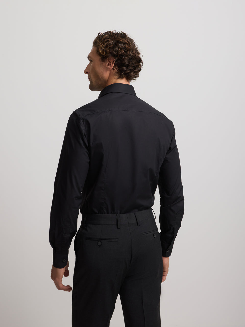 Camisa vestir lisa negra