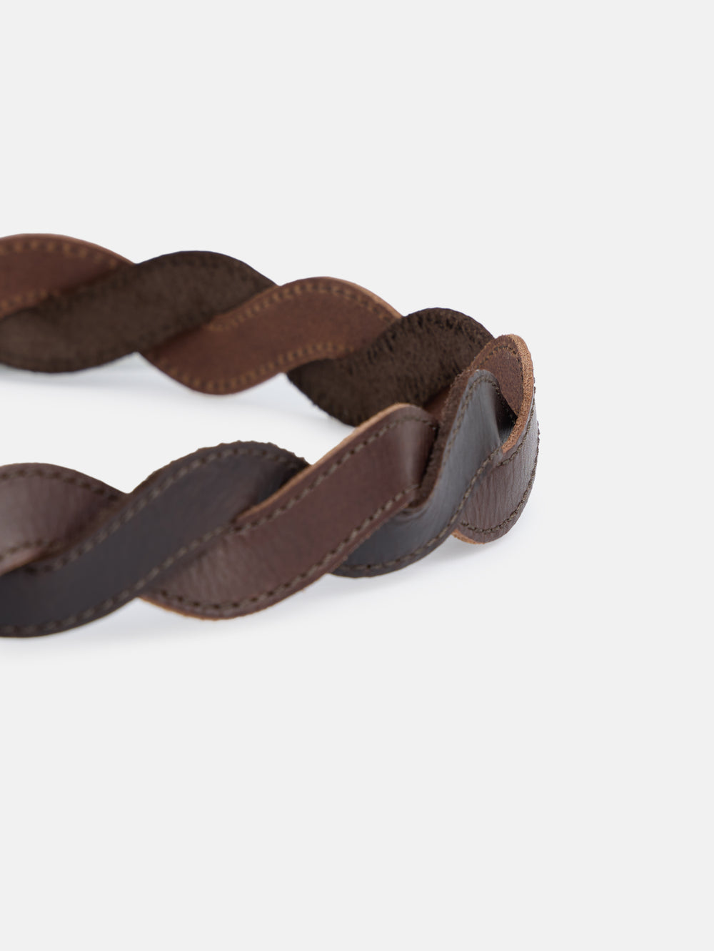 Cinto entrançado em pele bicolor castanha