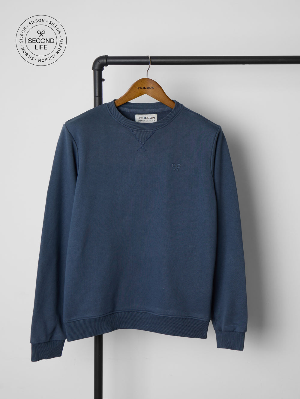 Sweatshirt second life