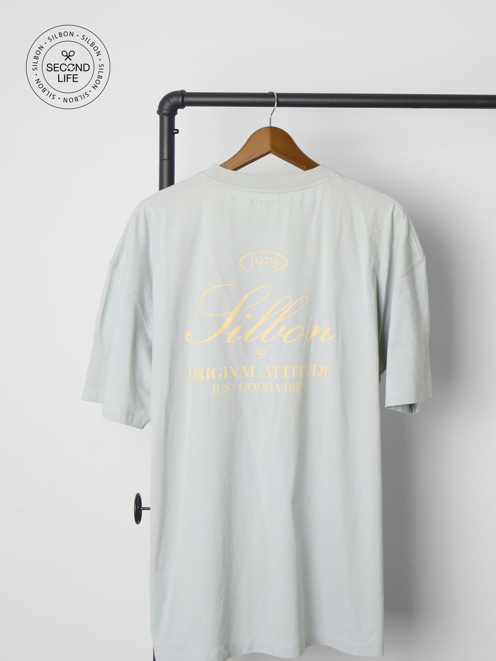 T-shirt second life