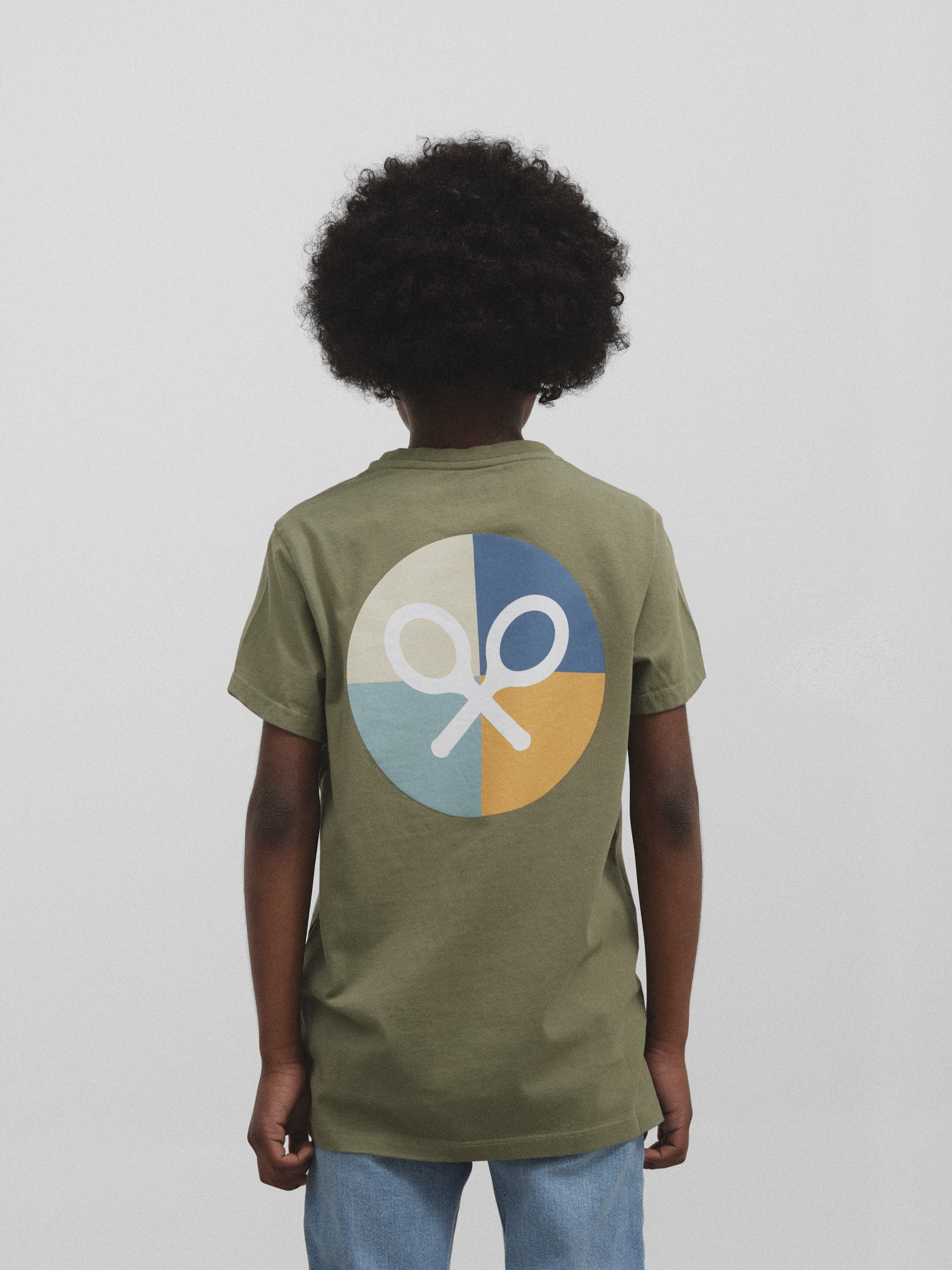 Camiseta kids logo esfera multicolor khaki