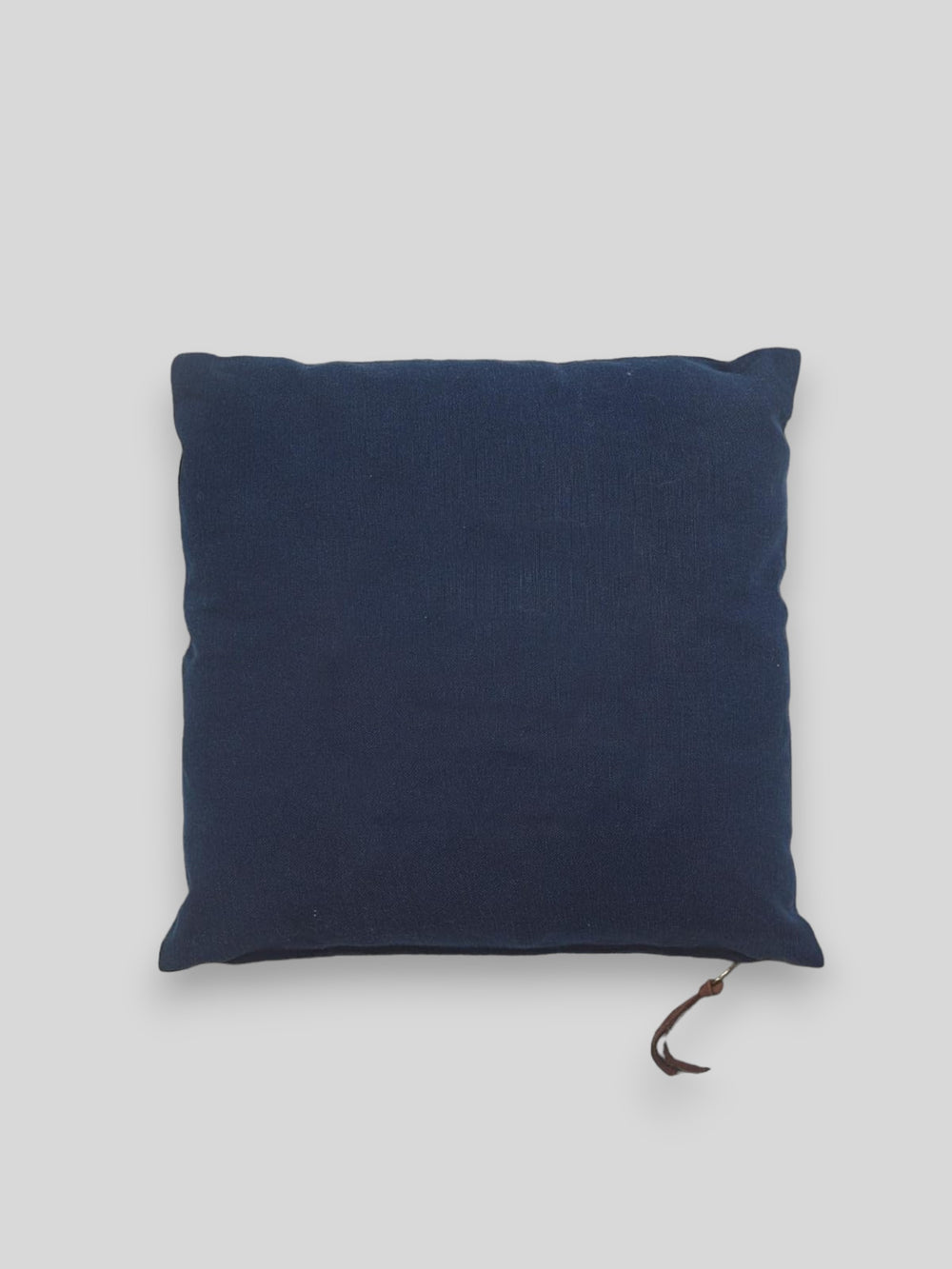 Cojín clasico azul marino