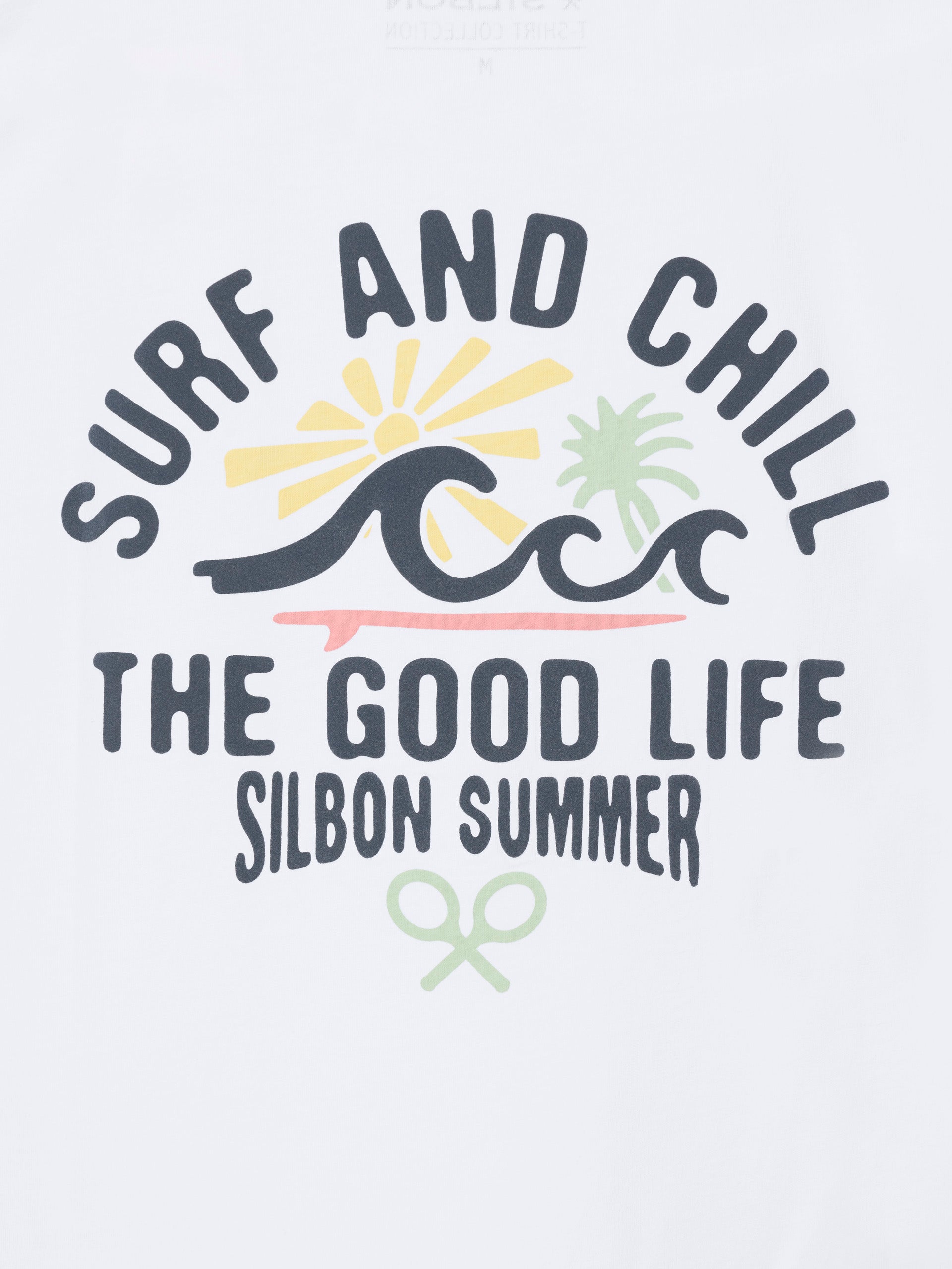 Camiseta surf and chill blanca