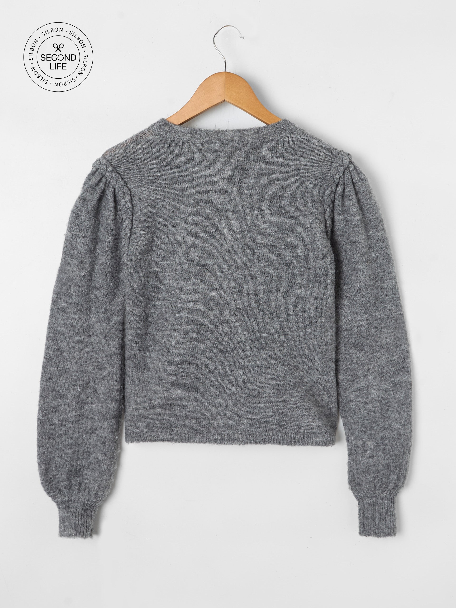 Jersey/cardigan woman second life