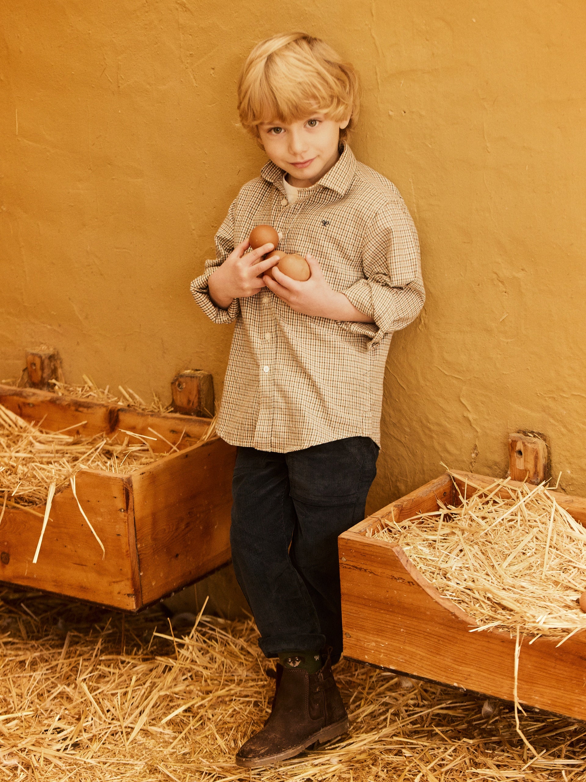 Kids' sport trousers with pockets, navy blue corduroy