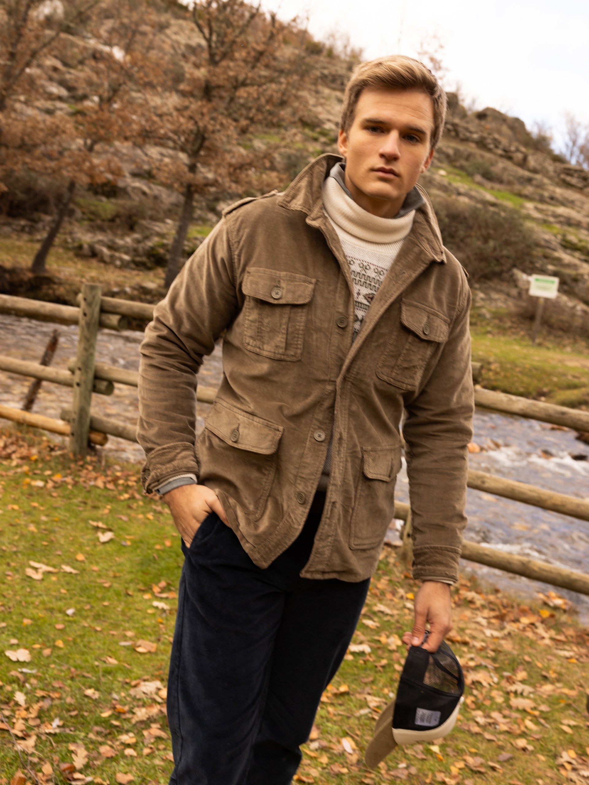 Khaki corduroy jacket with pockets