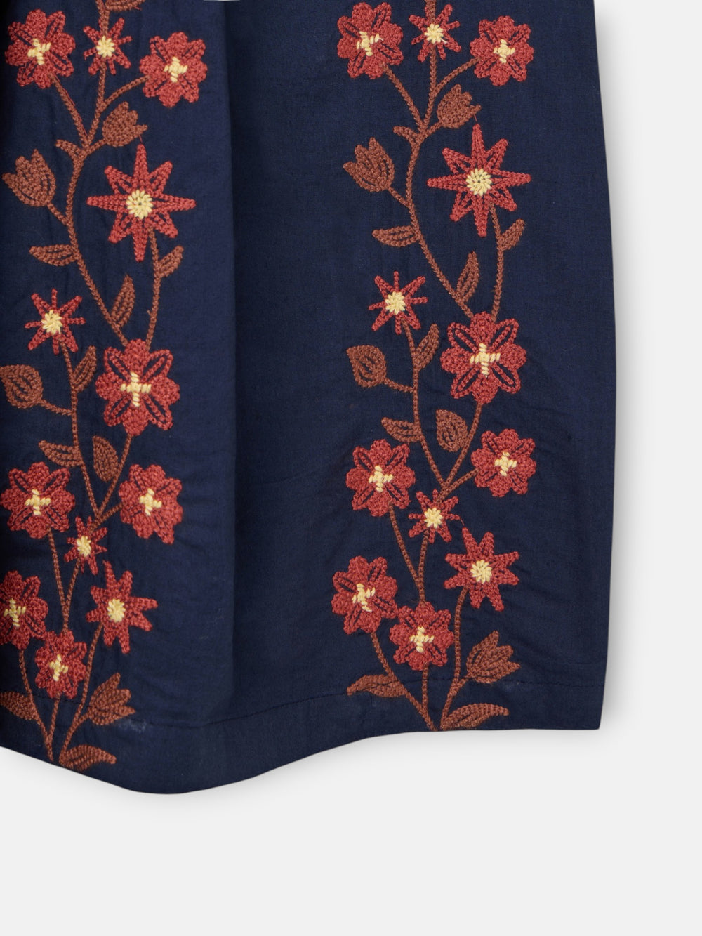 Falda larga flores bordadas azul