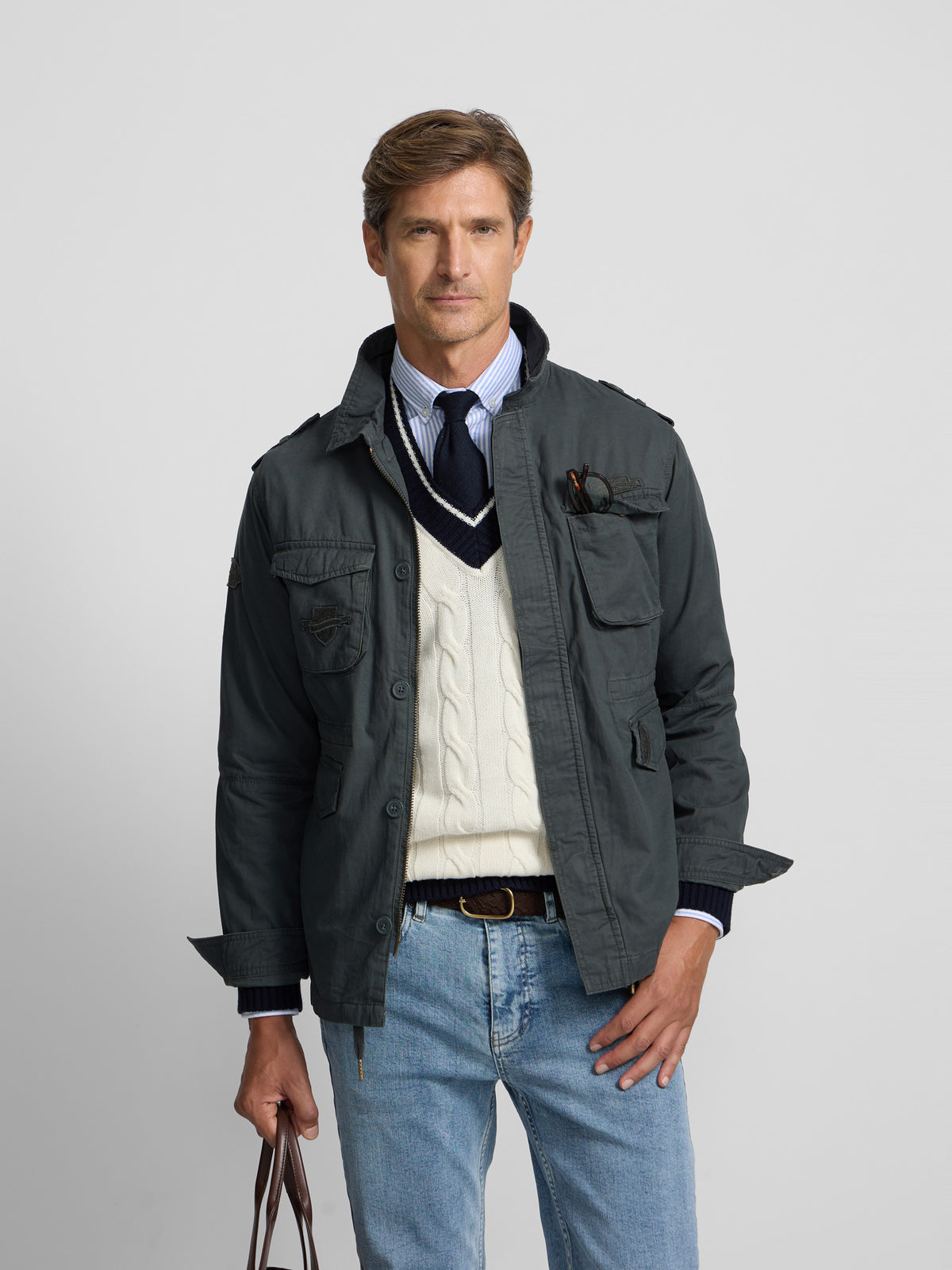 Chaqueta militar verde oscuro