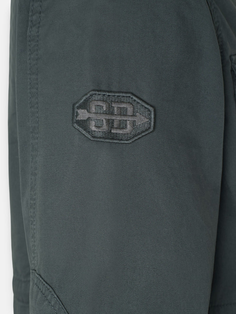 Chaqueta militar verde oscuro