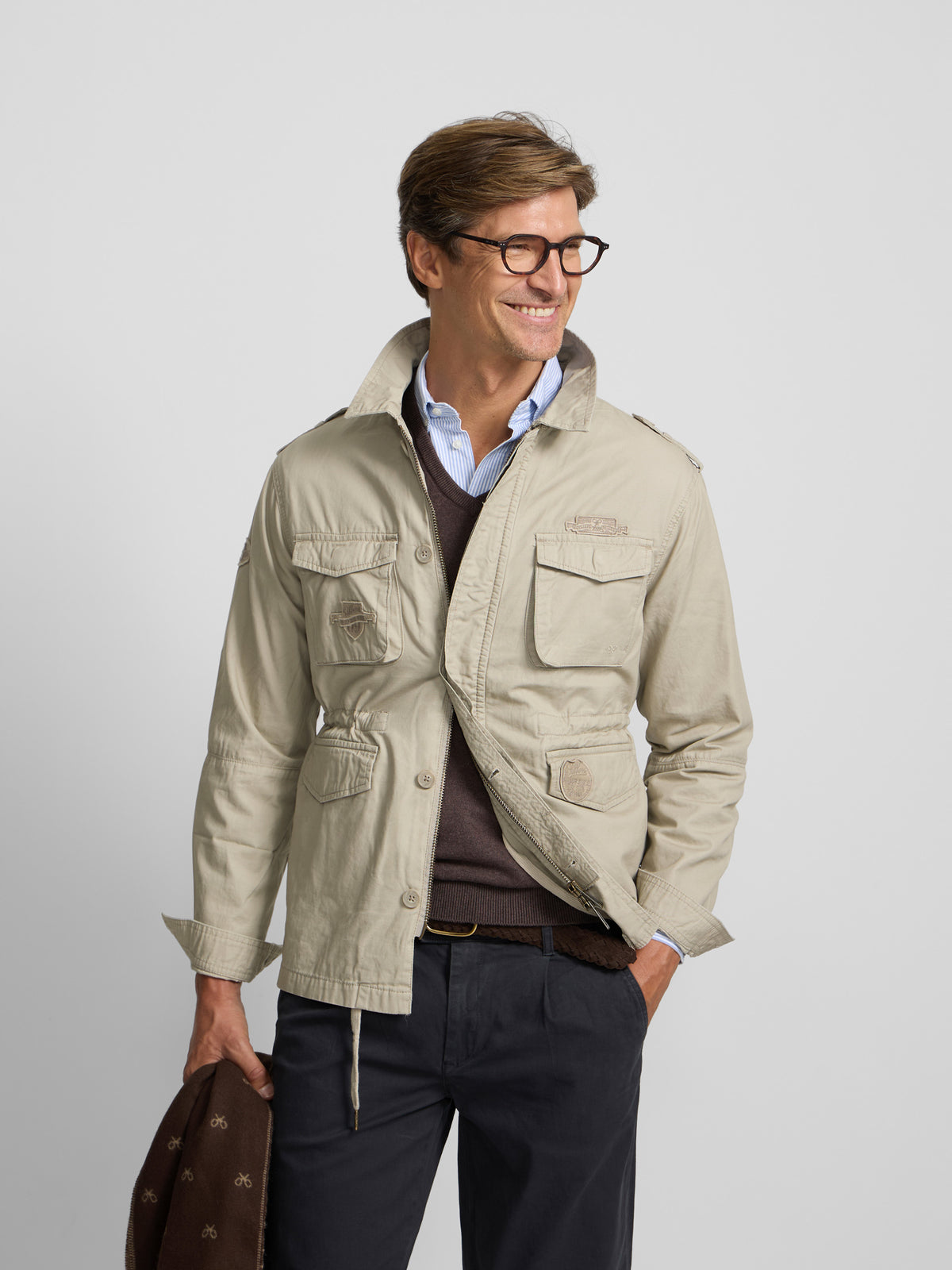 Chaqueta militar beige oscuro