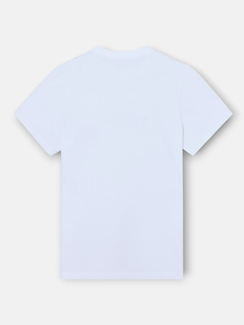 Plain t-shirt with white mini logo patch