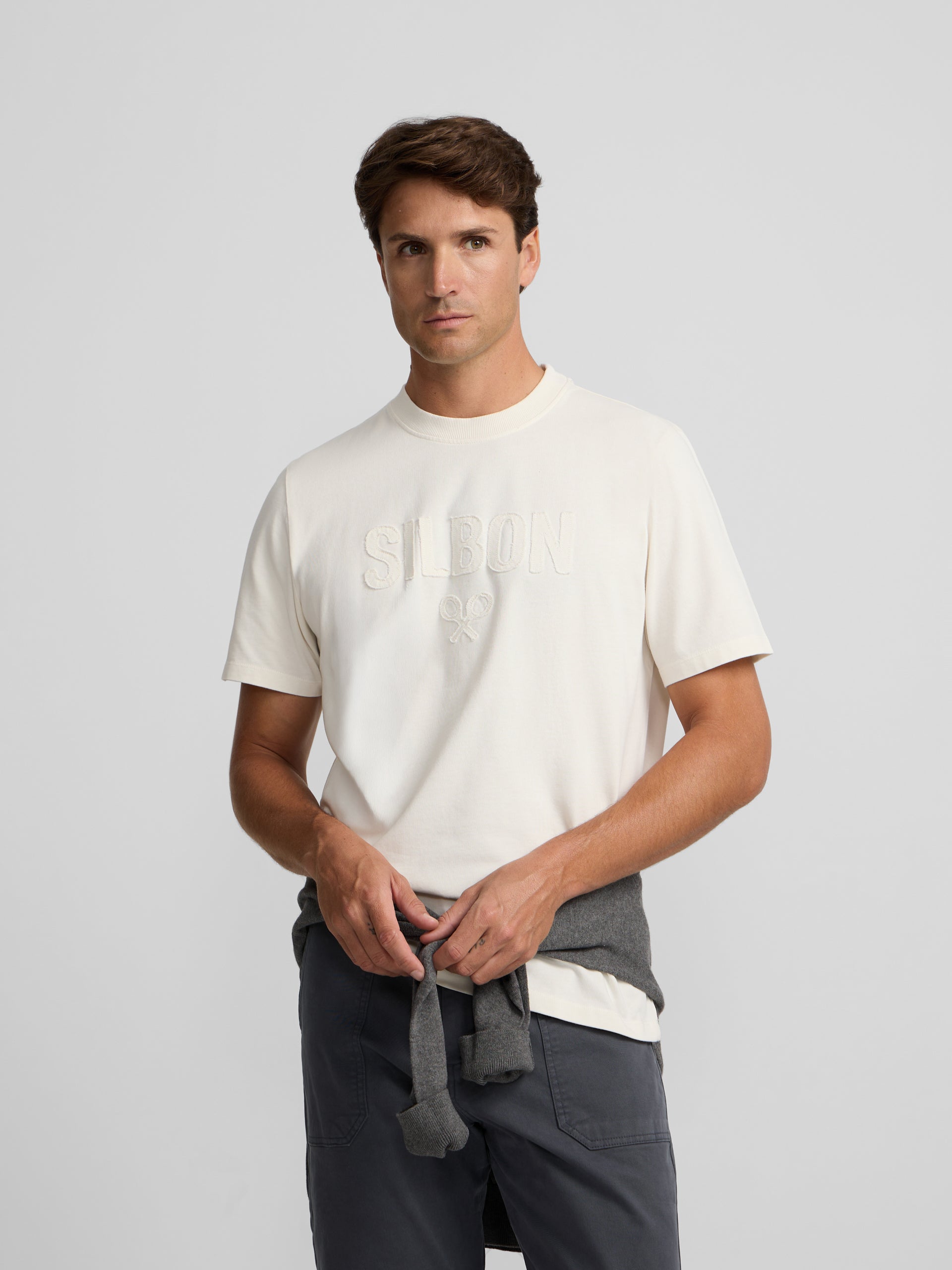 Camiseta Silbon patch tom creme