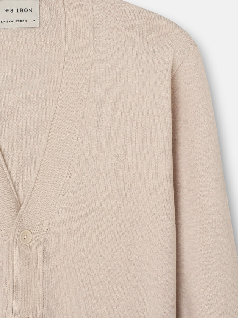 Cardigan clasico beige
