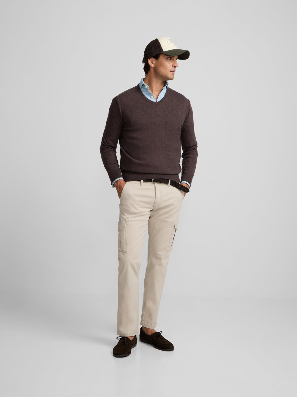 Jersey cuello pico marron