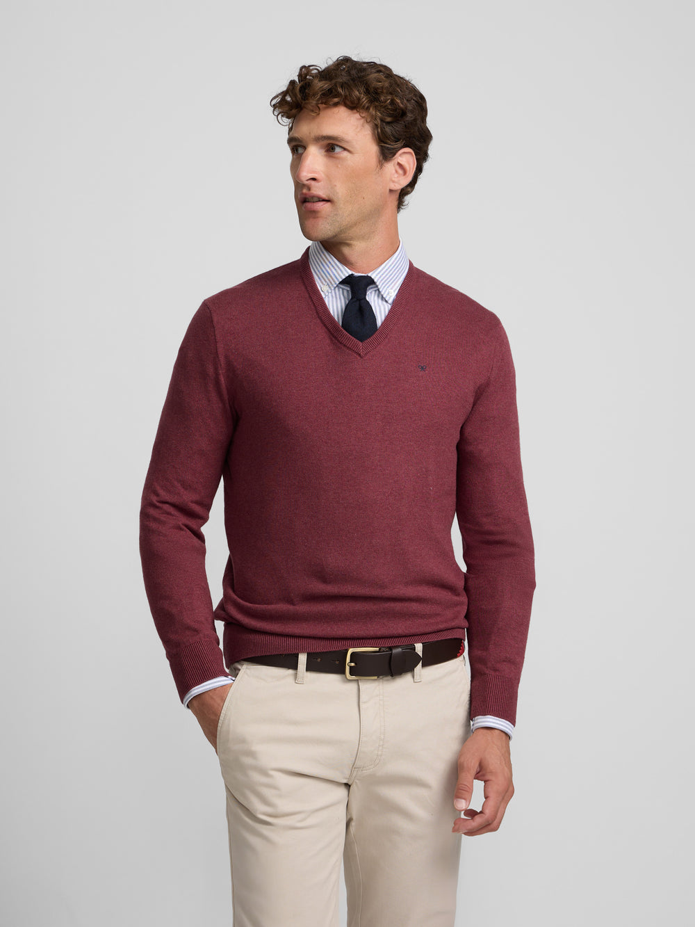 Jersey cuello pico burdeos