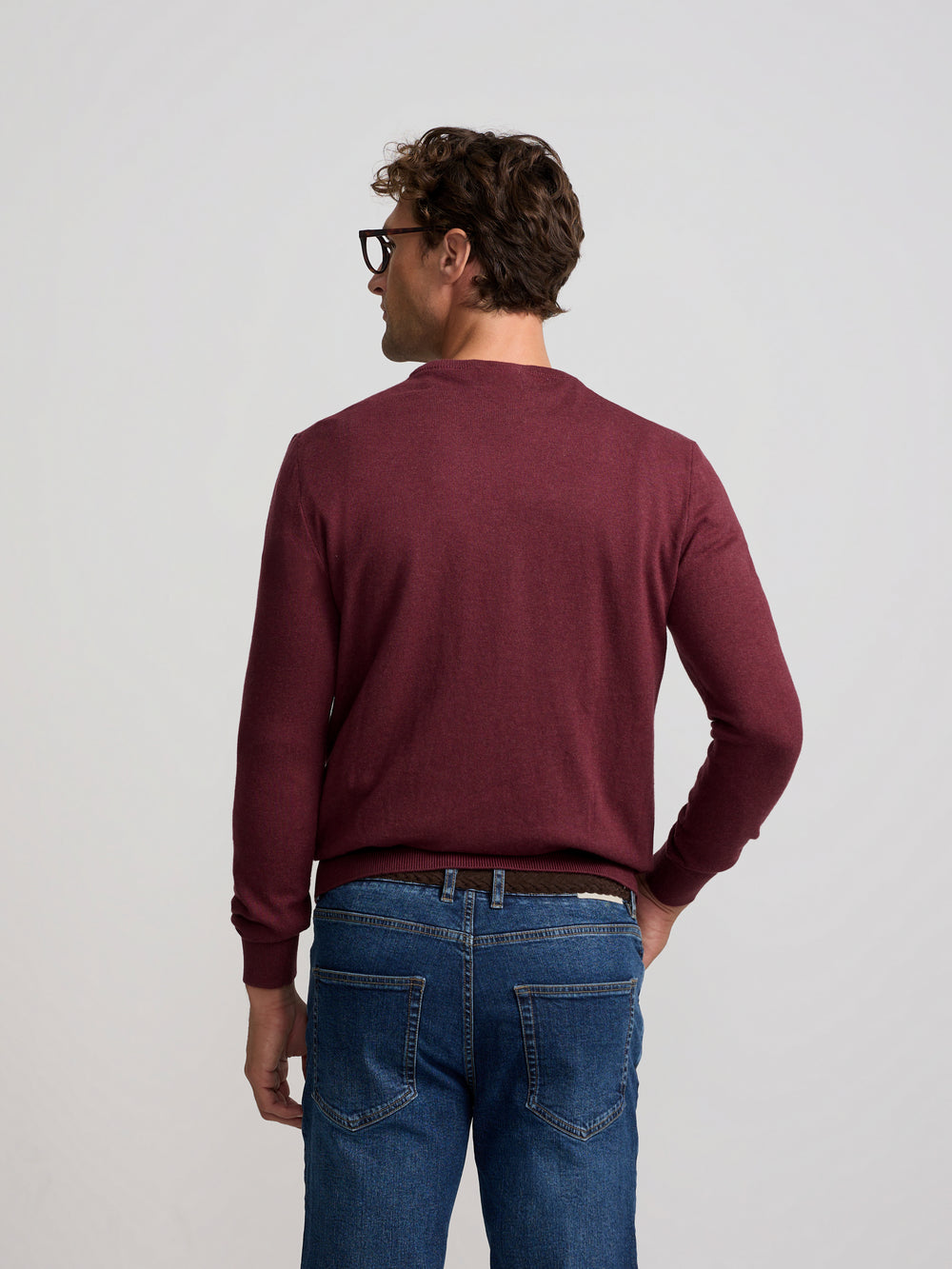 Burgundy crew neck sweater