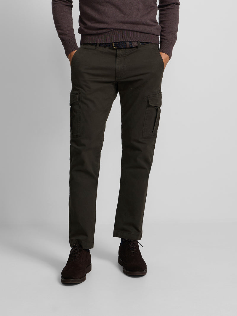 Pantalon sport cargo verde oscuro