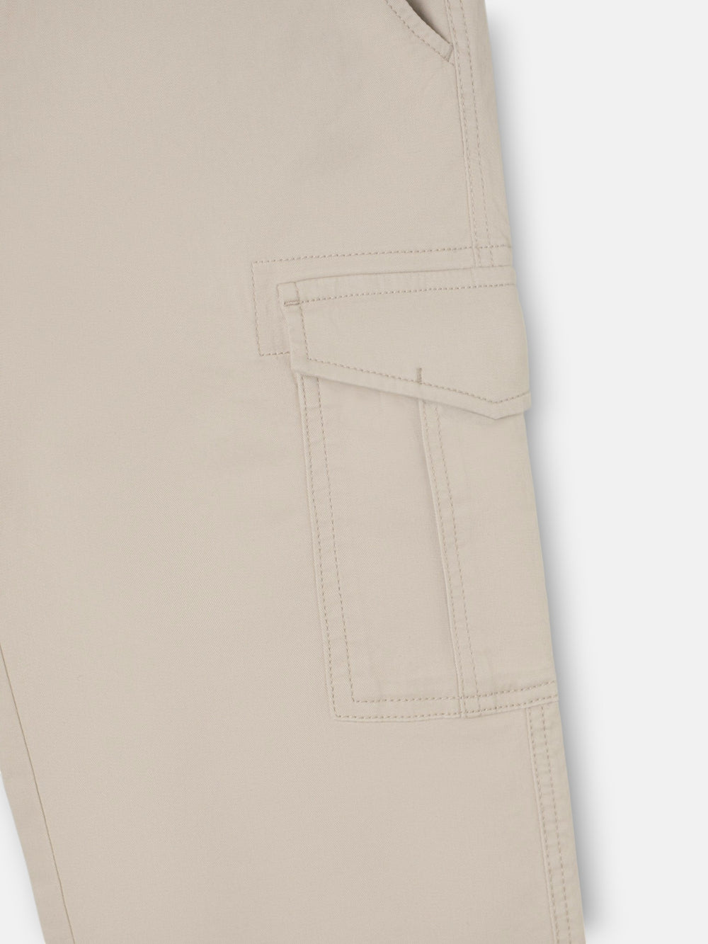 Pantalon sport cargo piedra medio