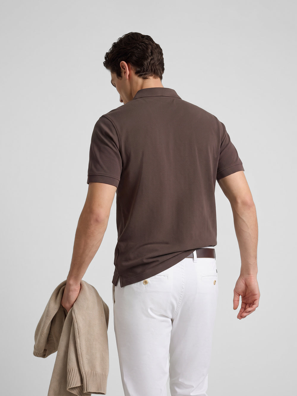Short-sleeved brown polo
