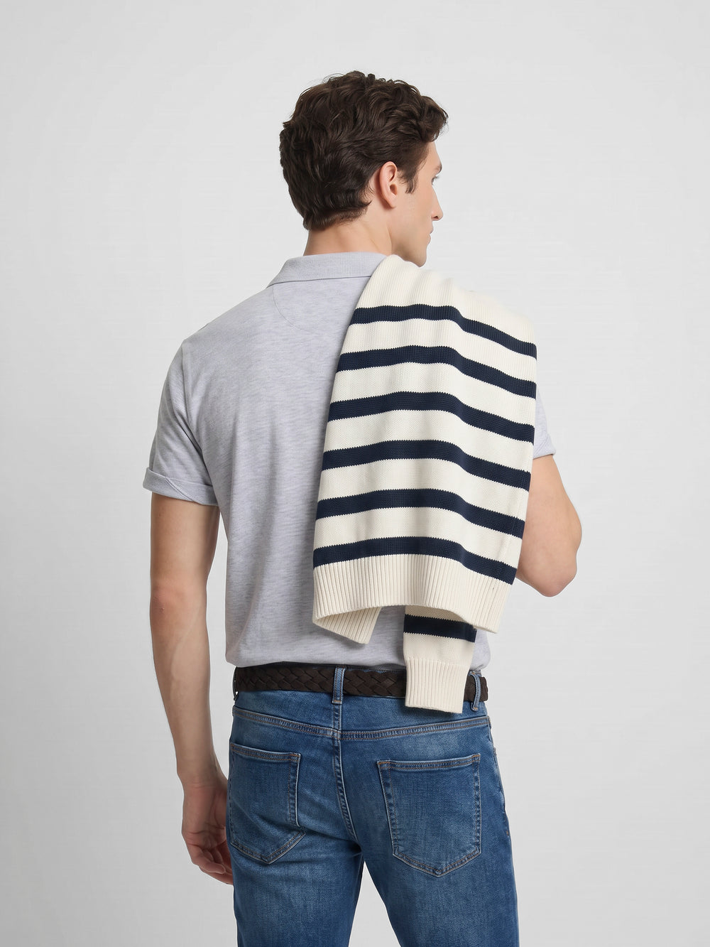 Short-sleeved grey polo